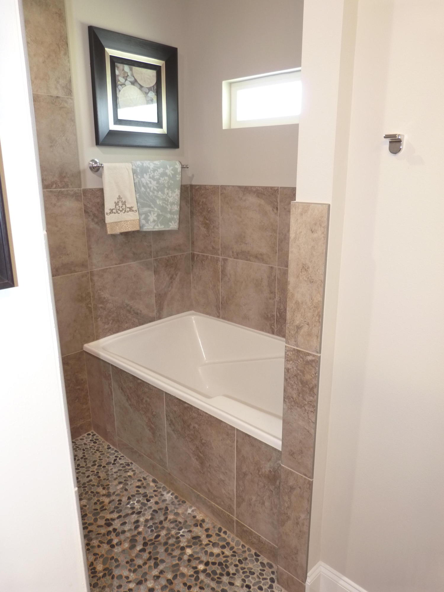 KAITLYNS PRESERVE - Residential