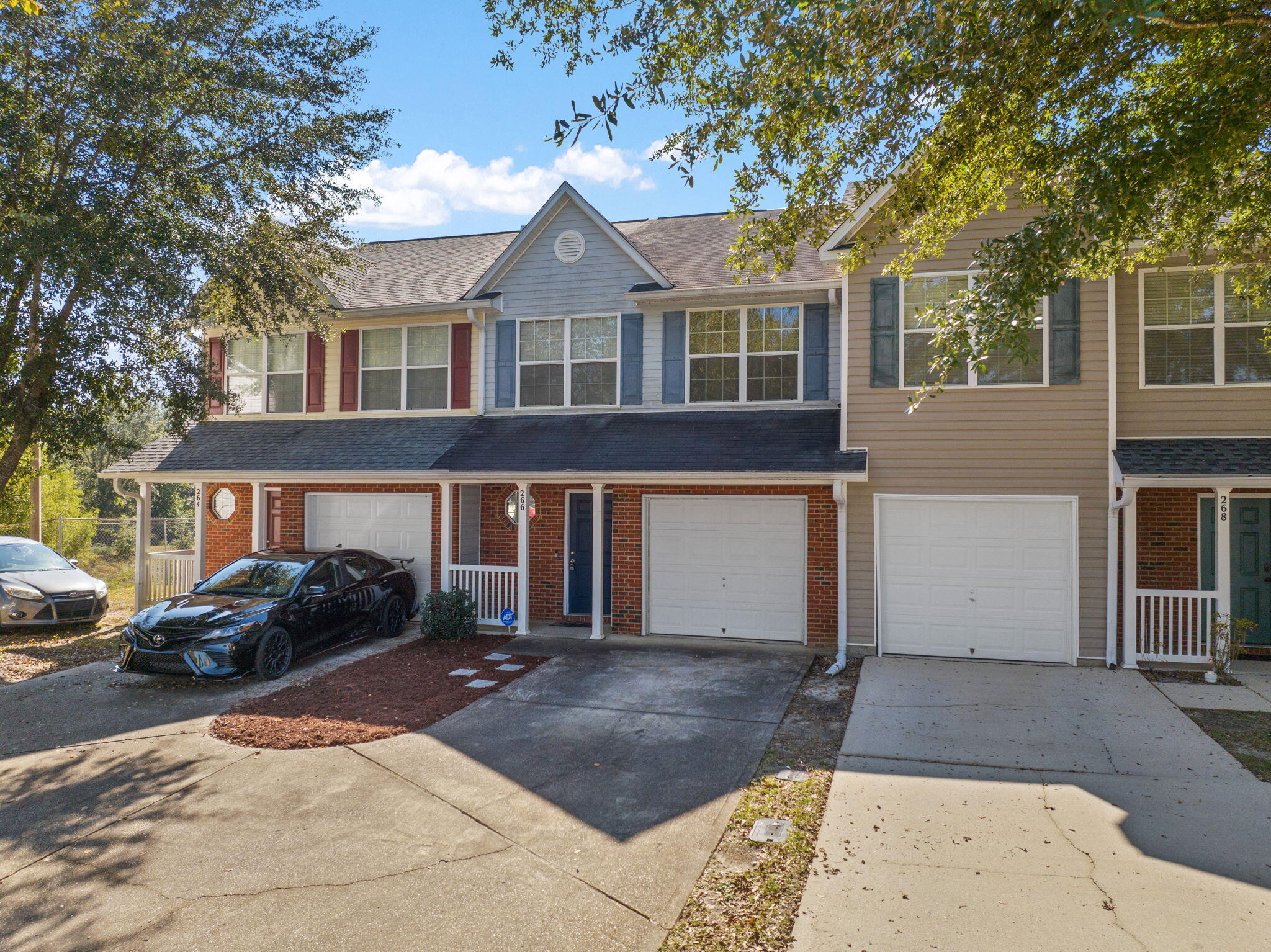 ROLLING PINES - Residential