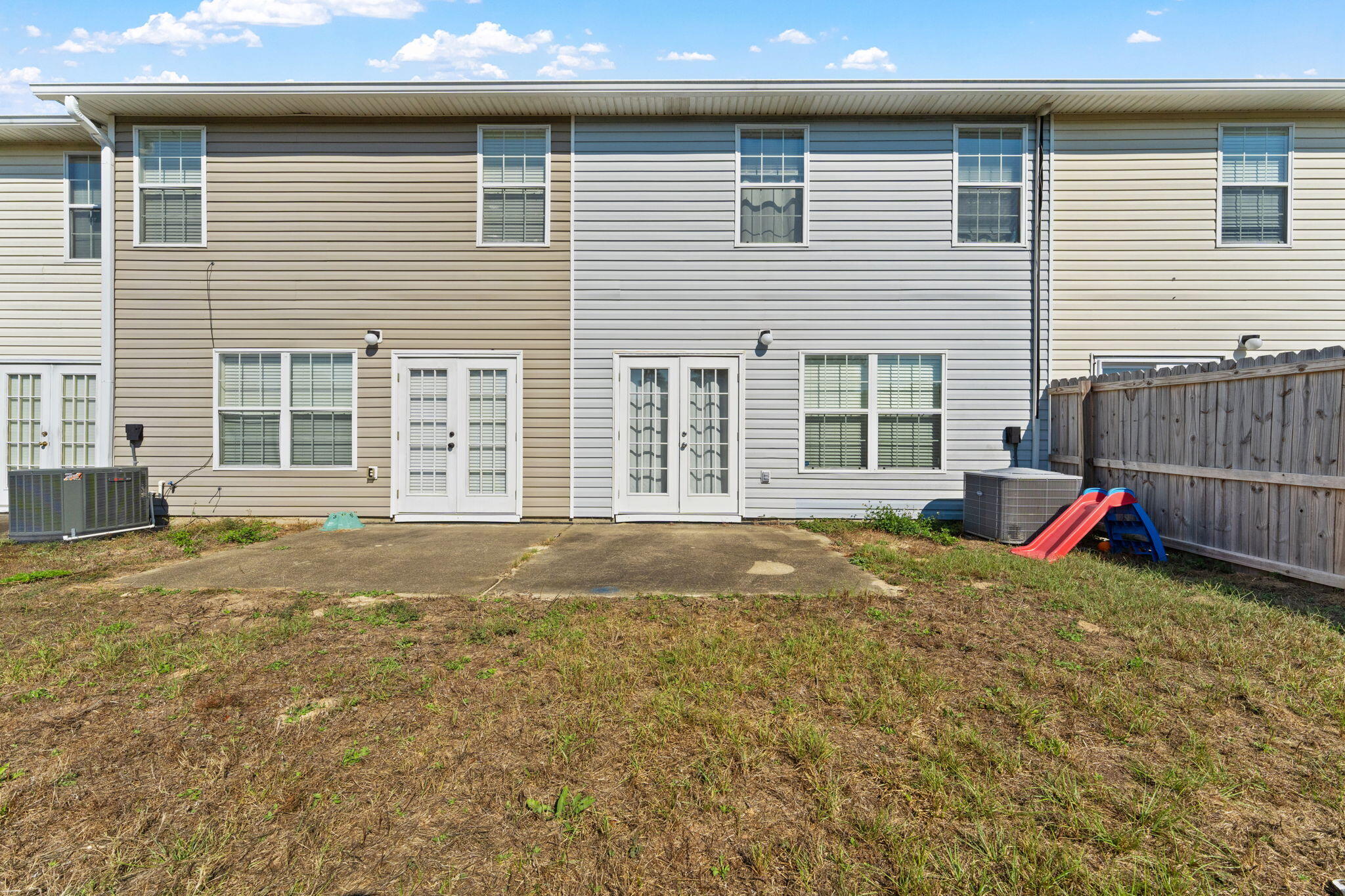 ROLLING PINES - Residential