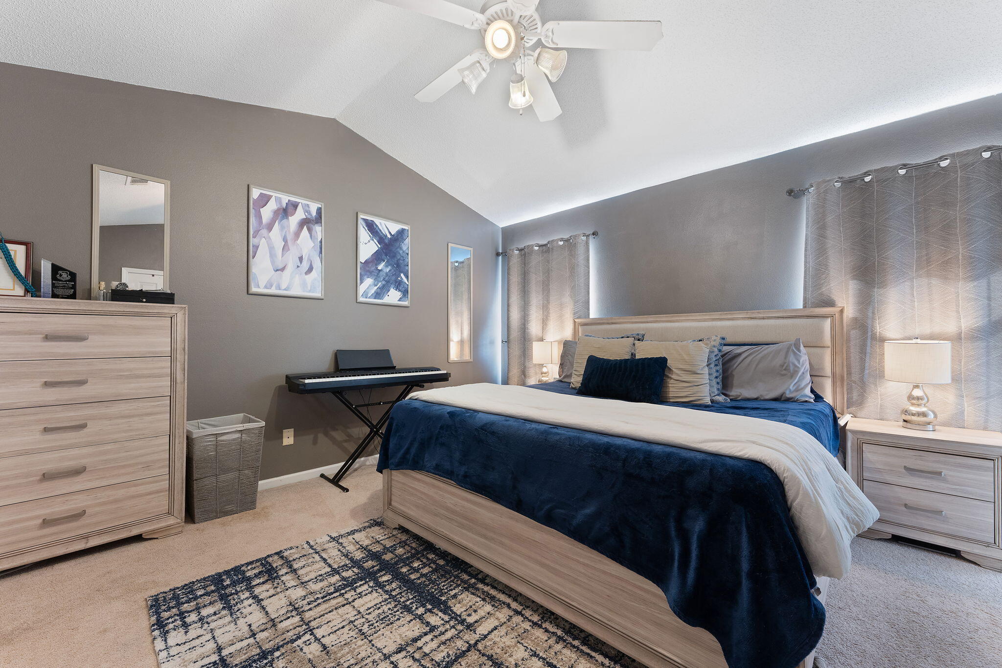 ROLLING PINES - Residential