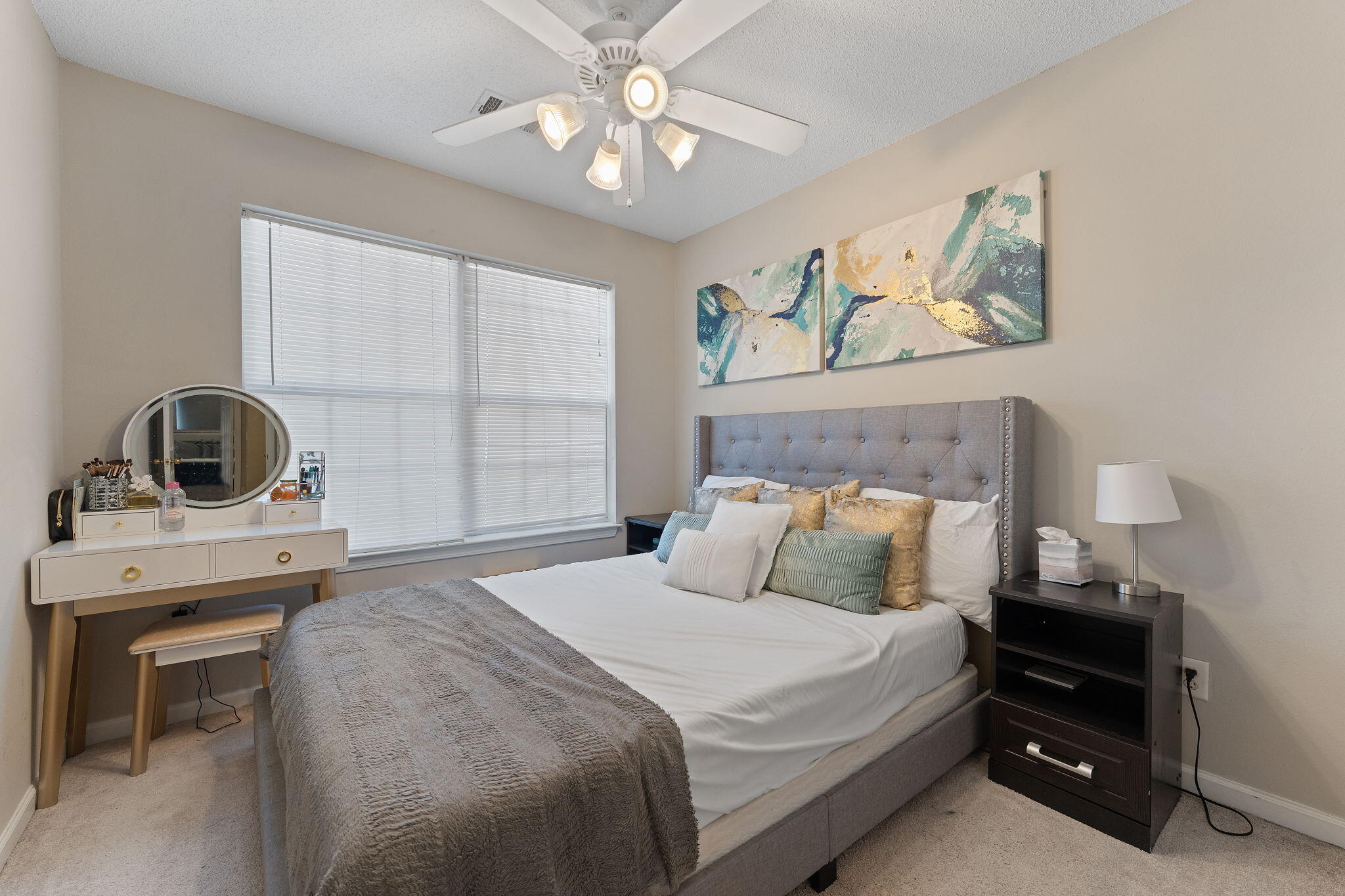 ROLLING PINES - Residential