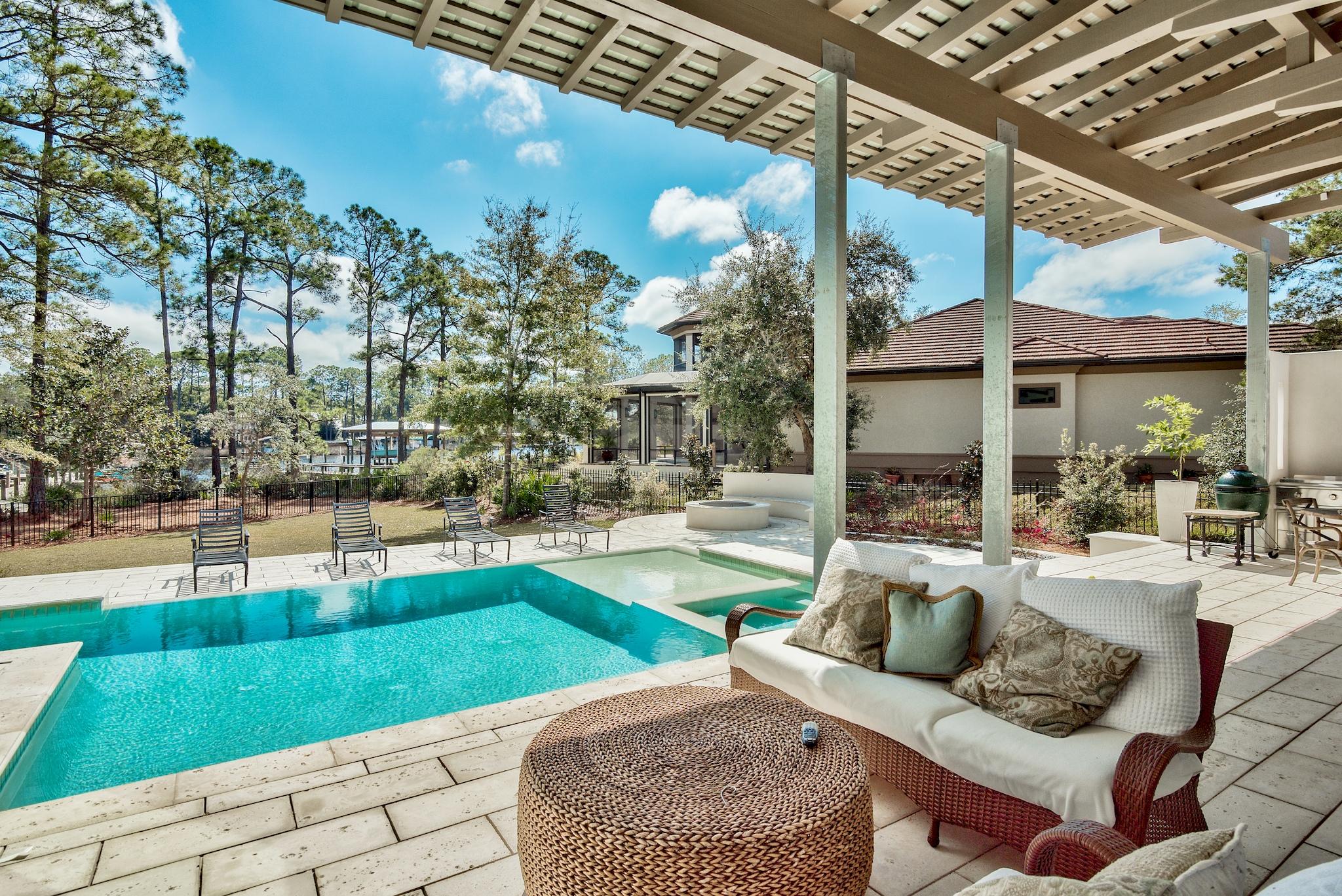 Botany Bayou - Residential