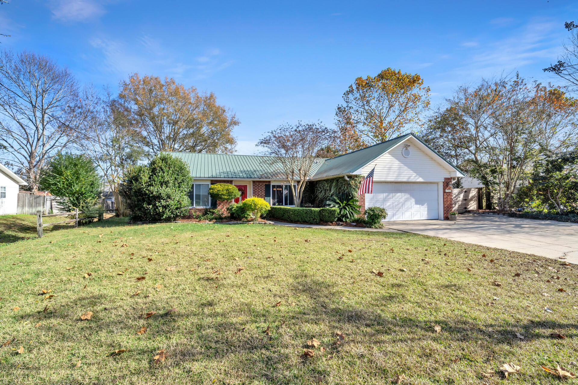 COUNTRYVIEW EST - Residential