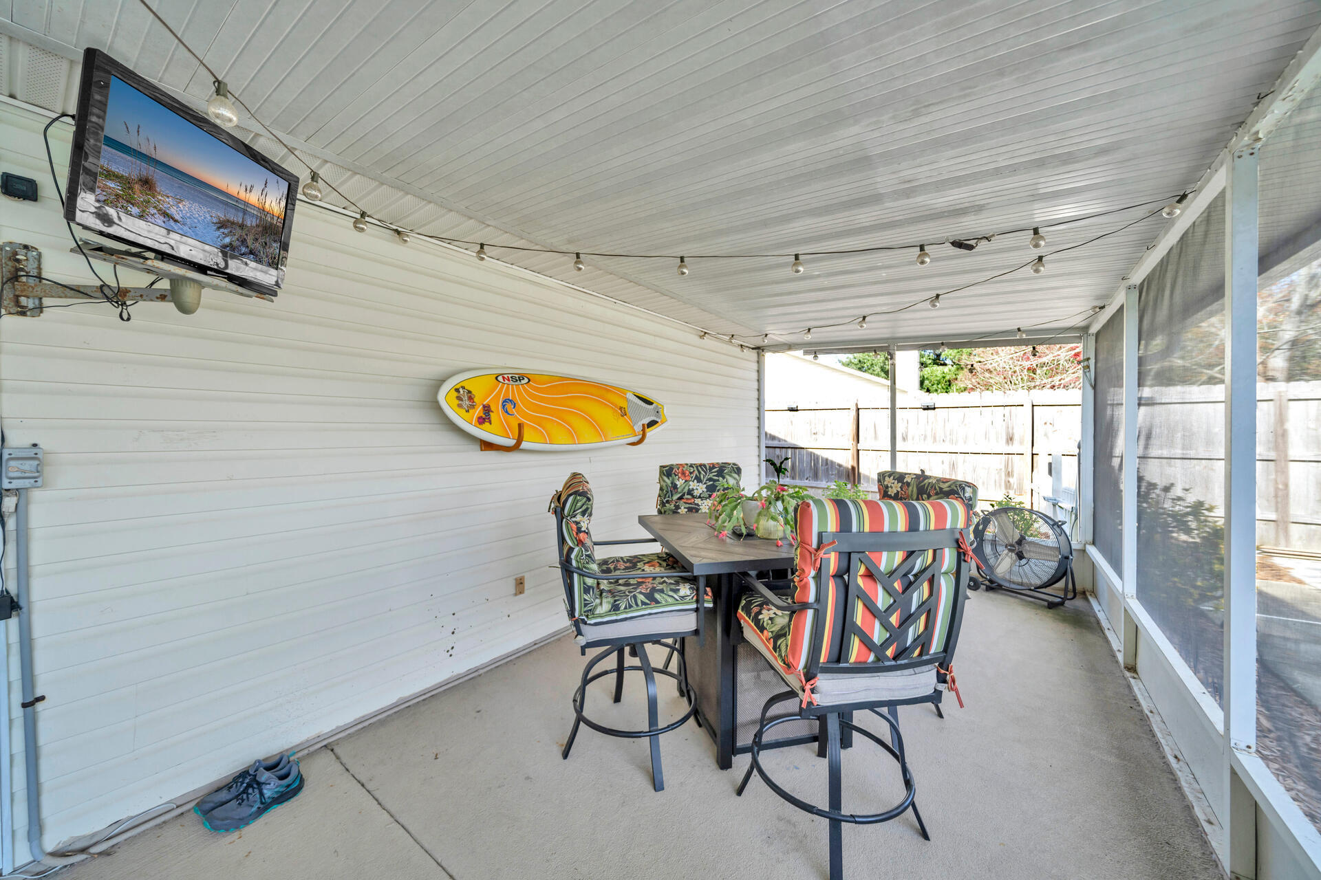 COUNTRYVIEW EST - Residential