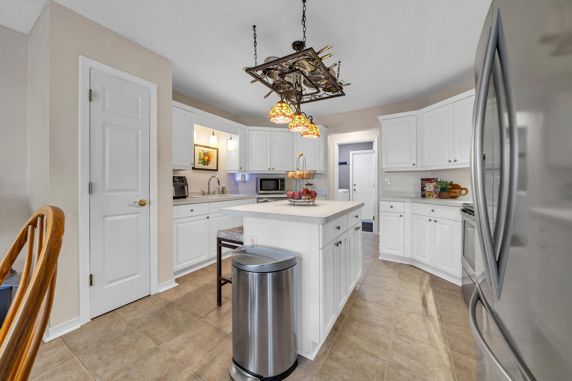 COUNTRYVIEW EST - Residential