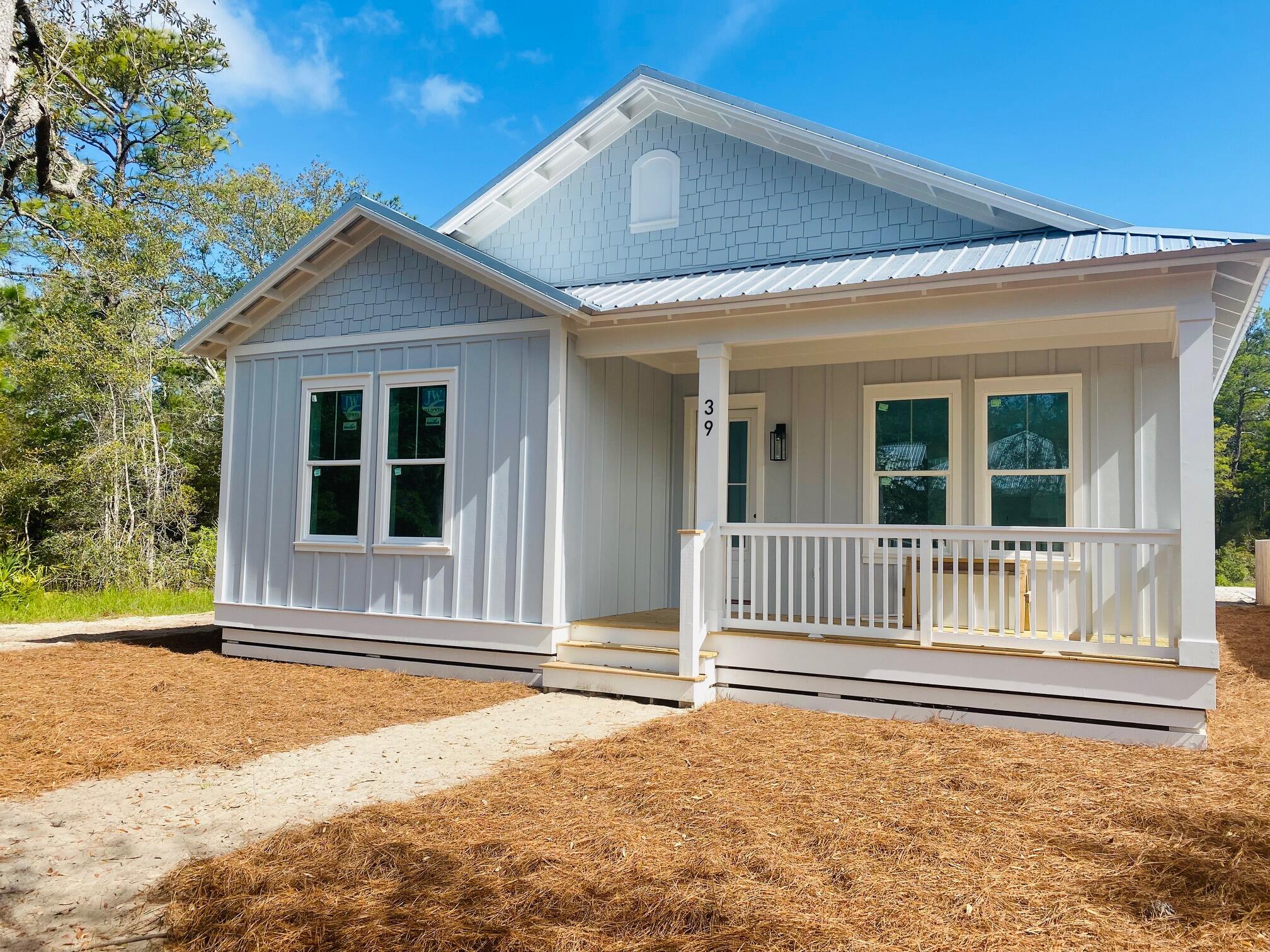 GRAYTON BAYOU - Residential