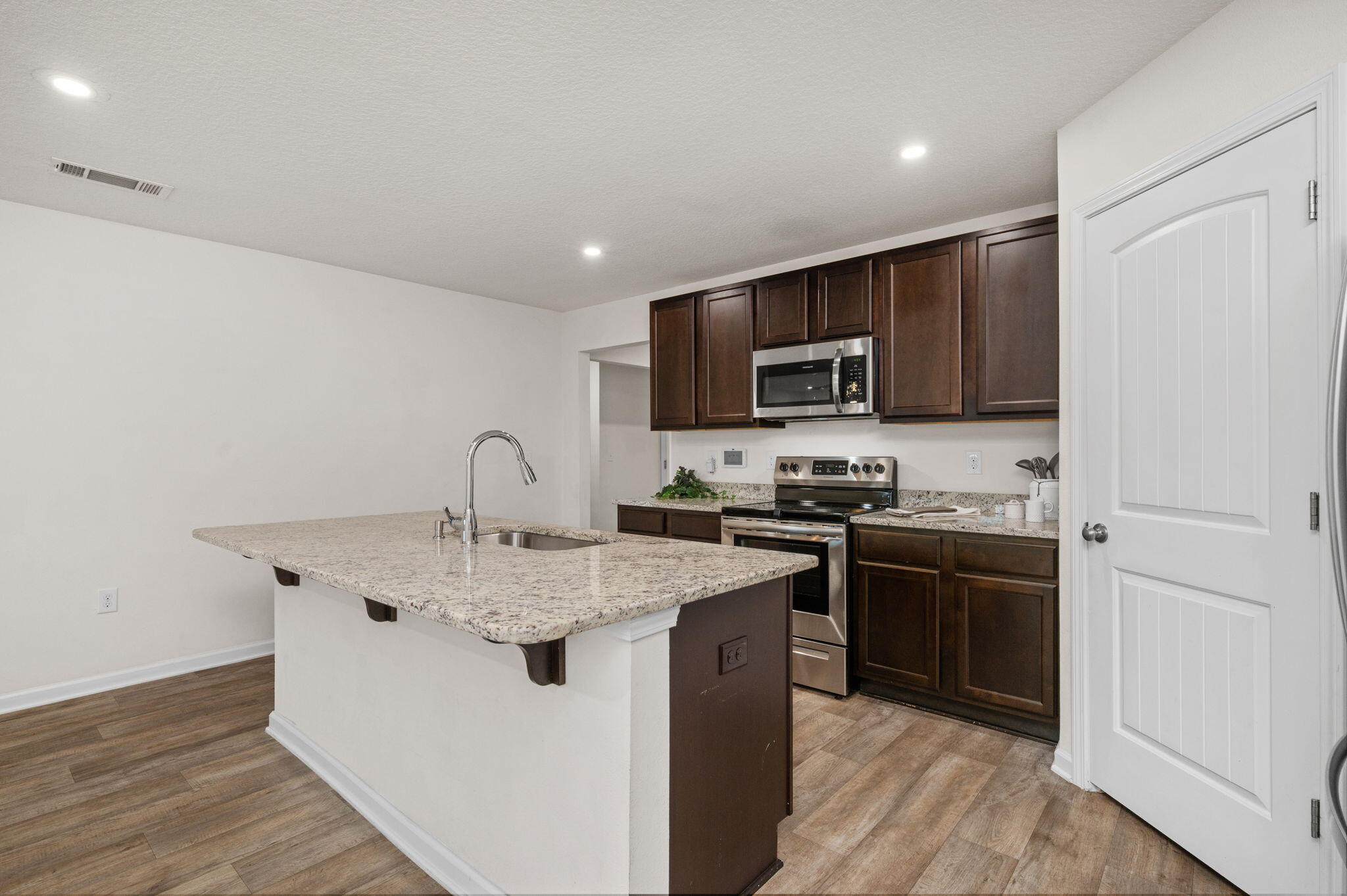 Redstone Commons - Residential