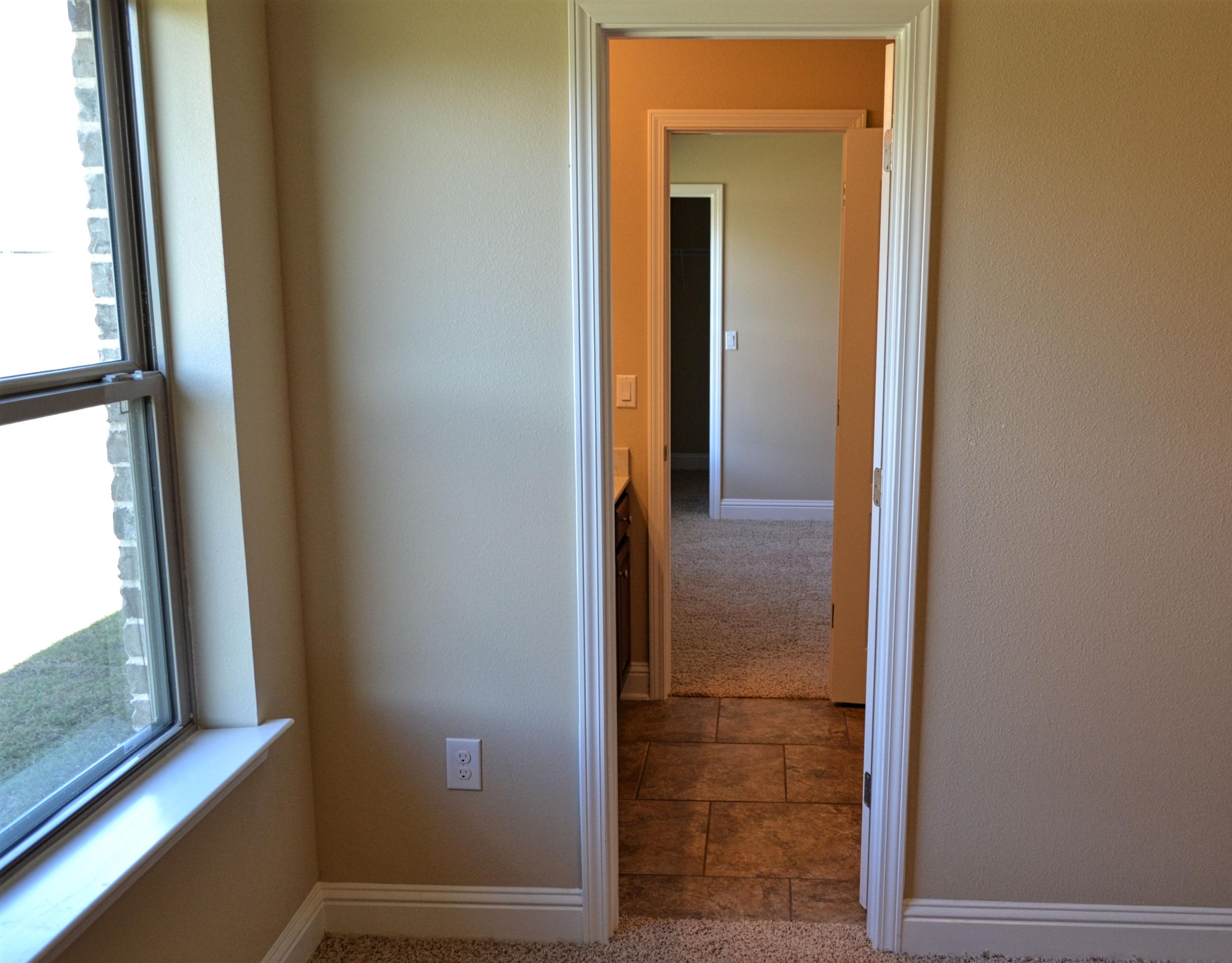 BROWNSTONE MANOR - Residential