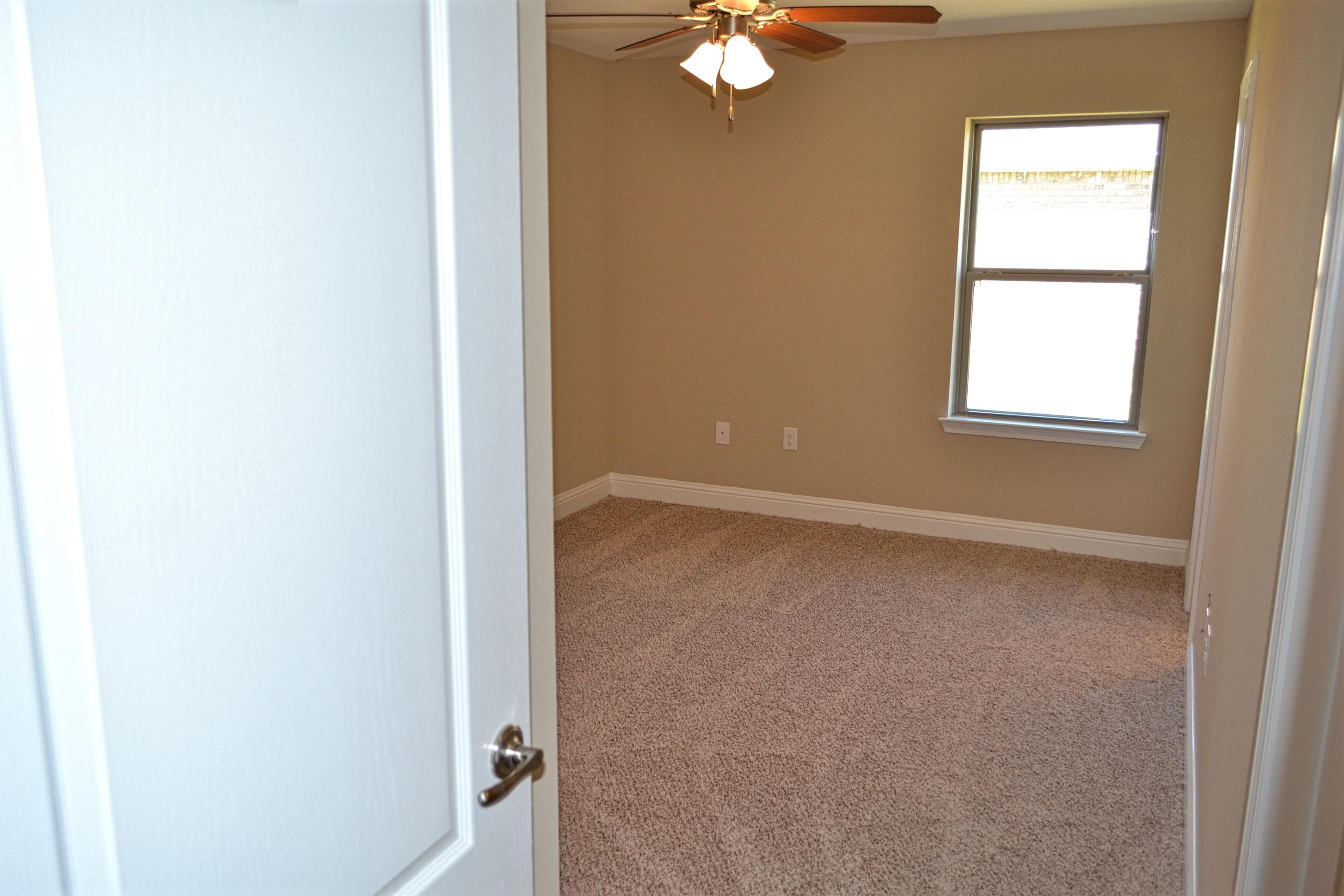 BROWNSTONE MANOR - Residential