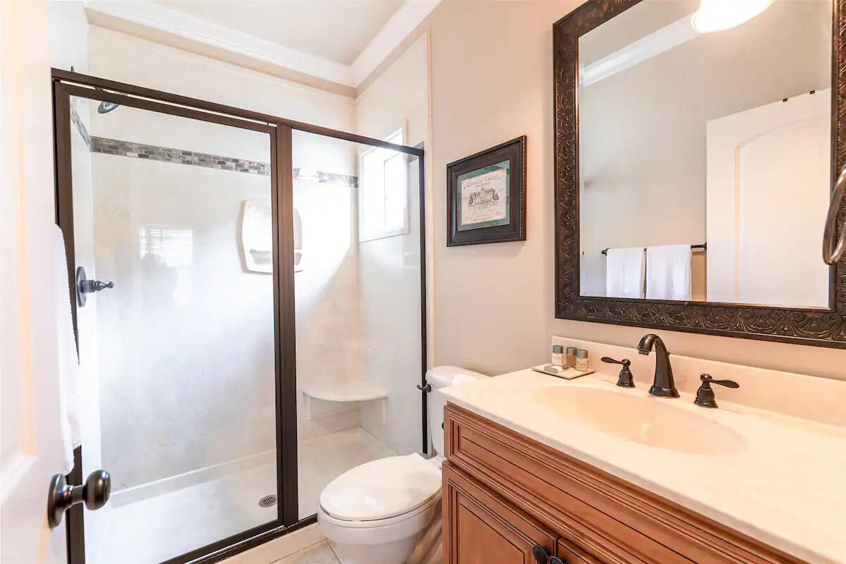 VILLA LAGO - Residential Lease