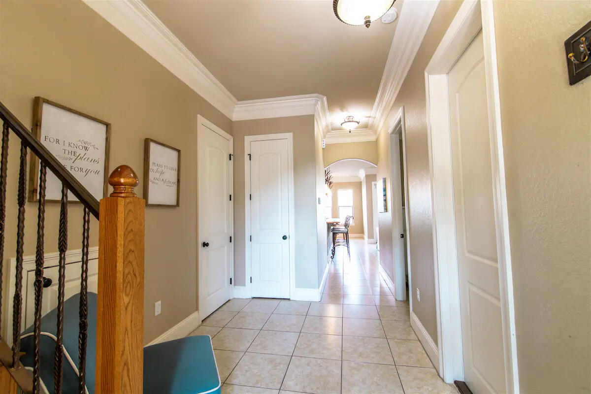 VILLA LAGO - Residential Lease