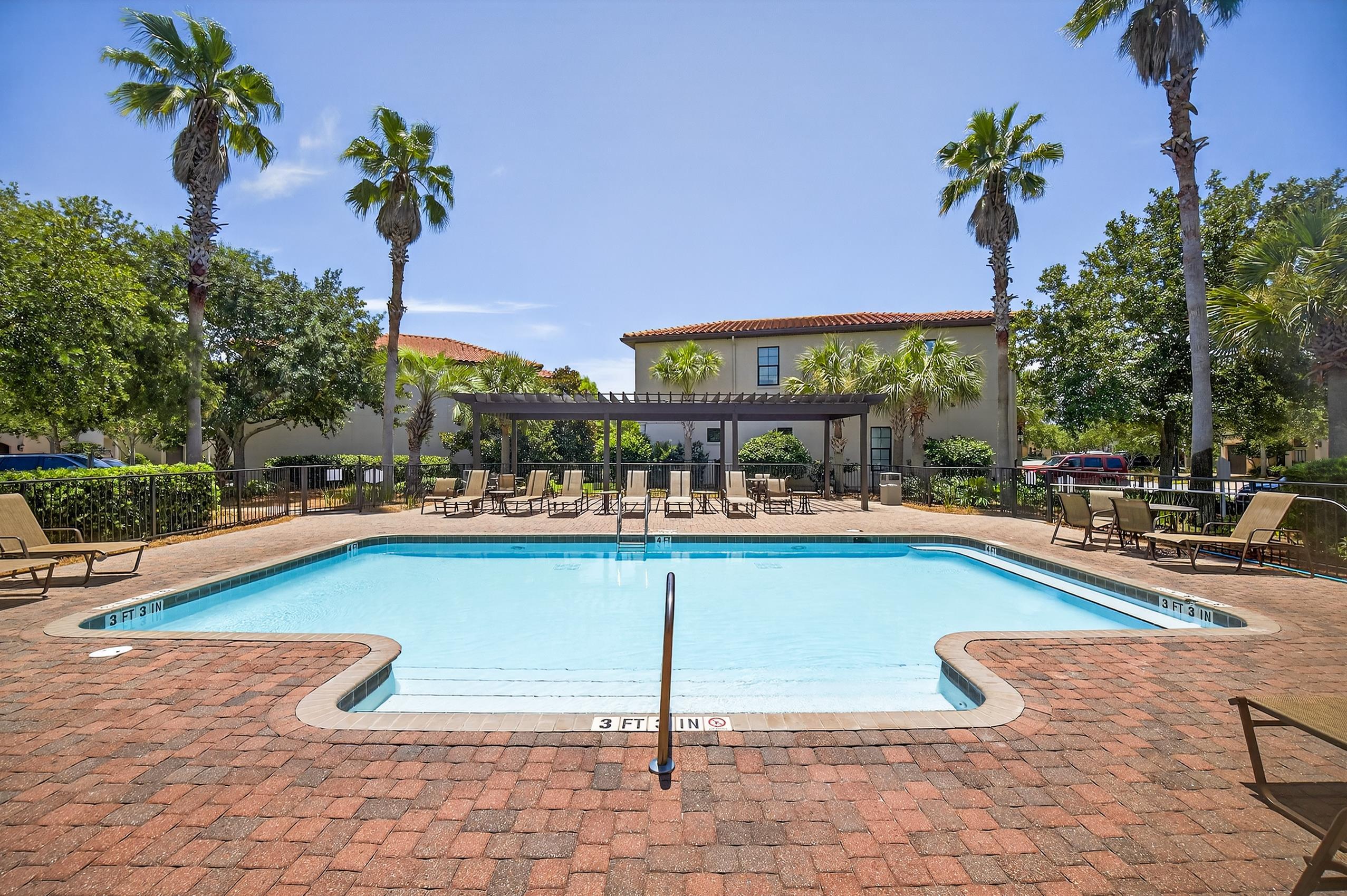 VILLA LAGO - Residential Lease