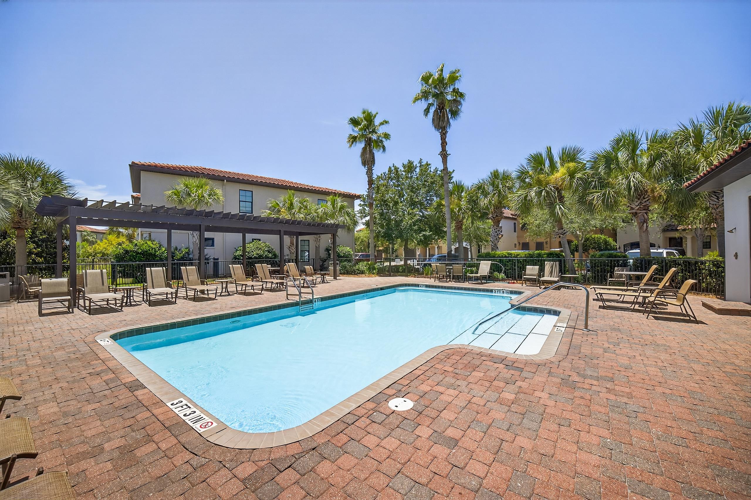 VILLA LAGO - Residential Lease