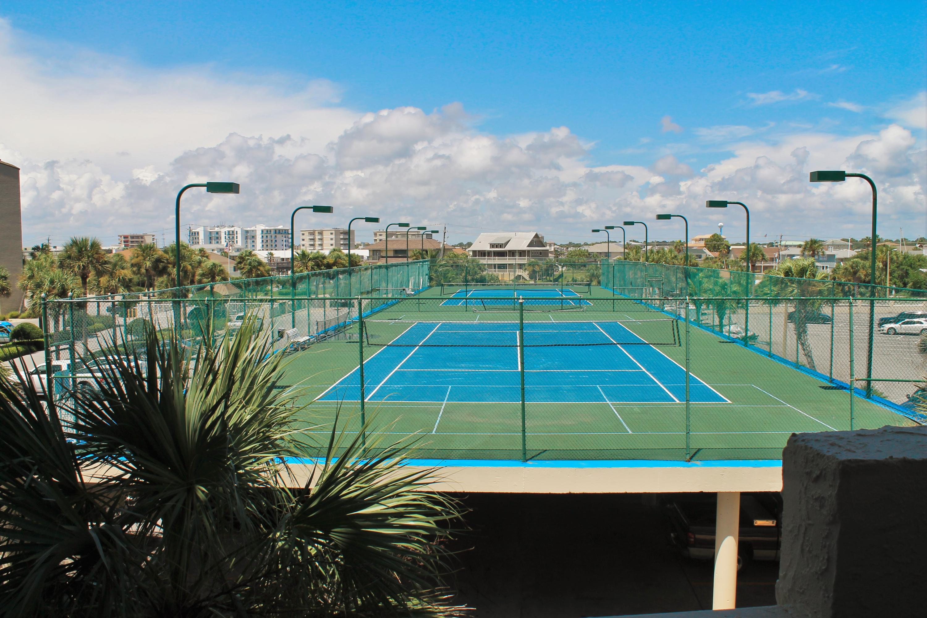 INLET REEF CLUB CONDO - Residential