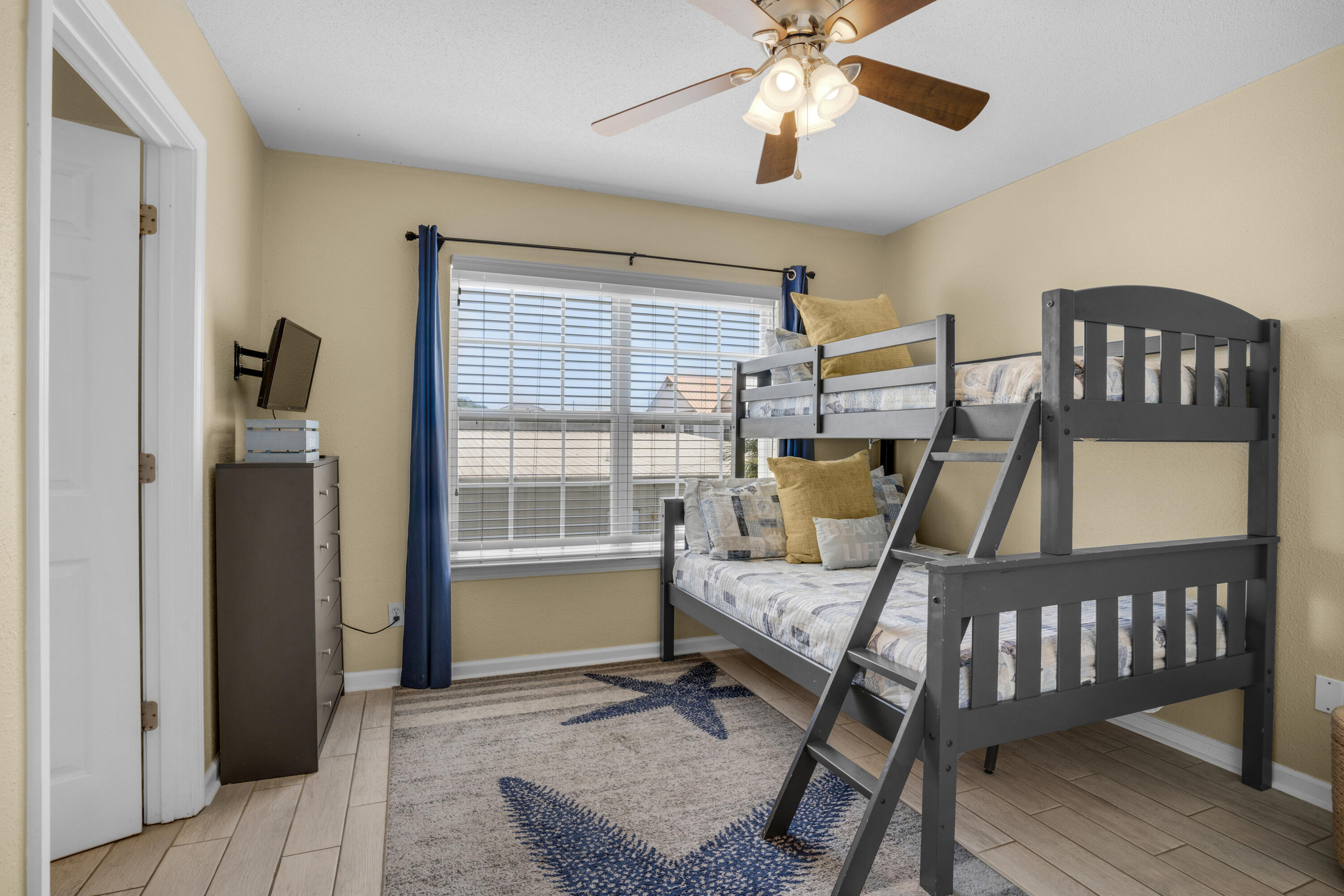 SUMMERLAKE T/H - Residential Lease