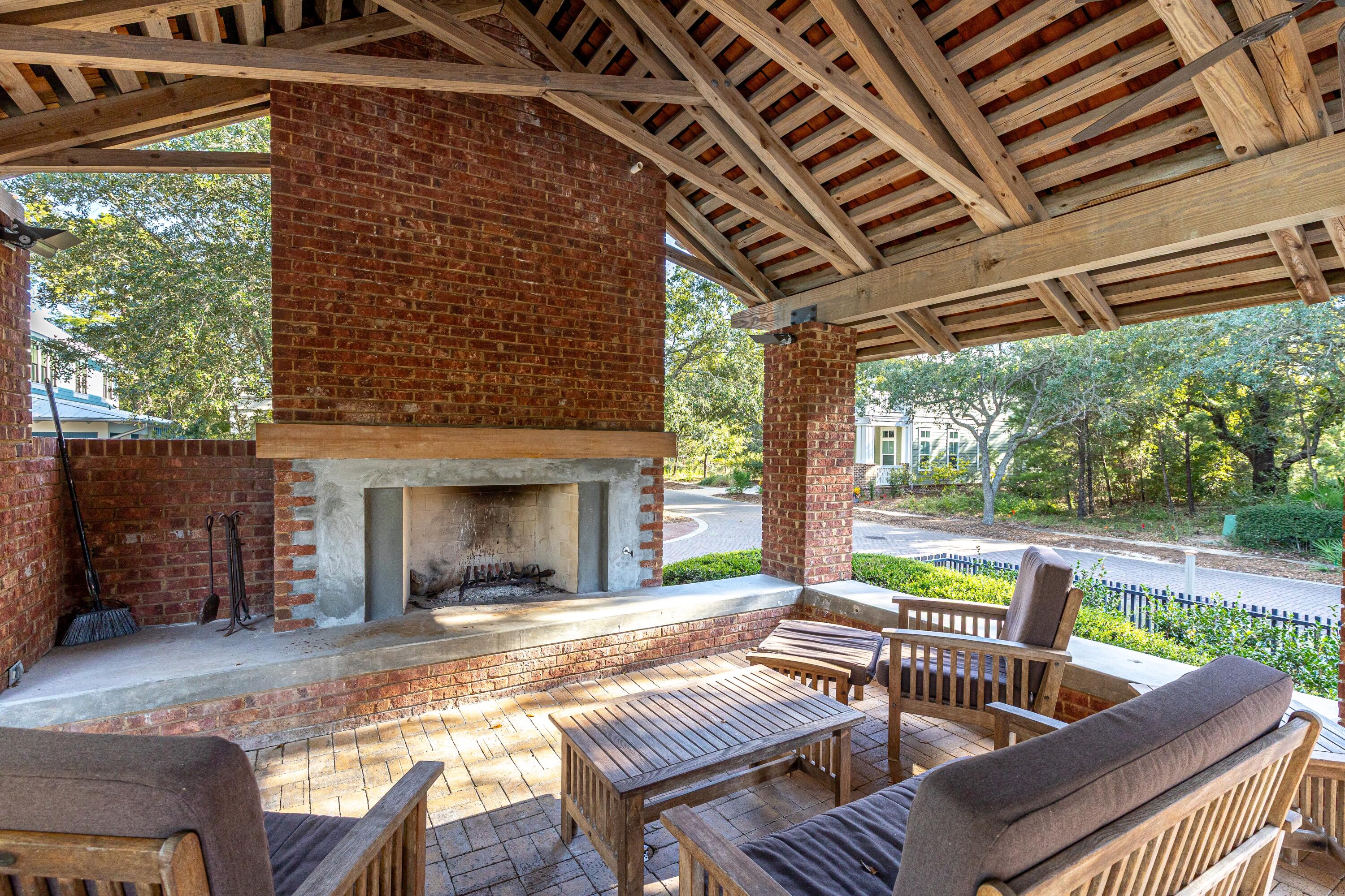 FOREST LAKES - Residential