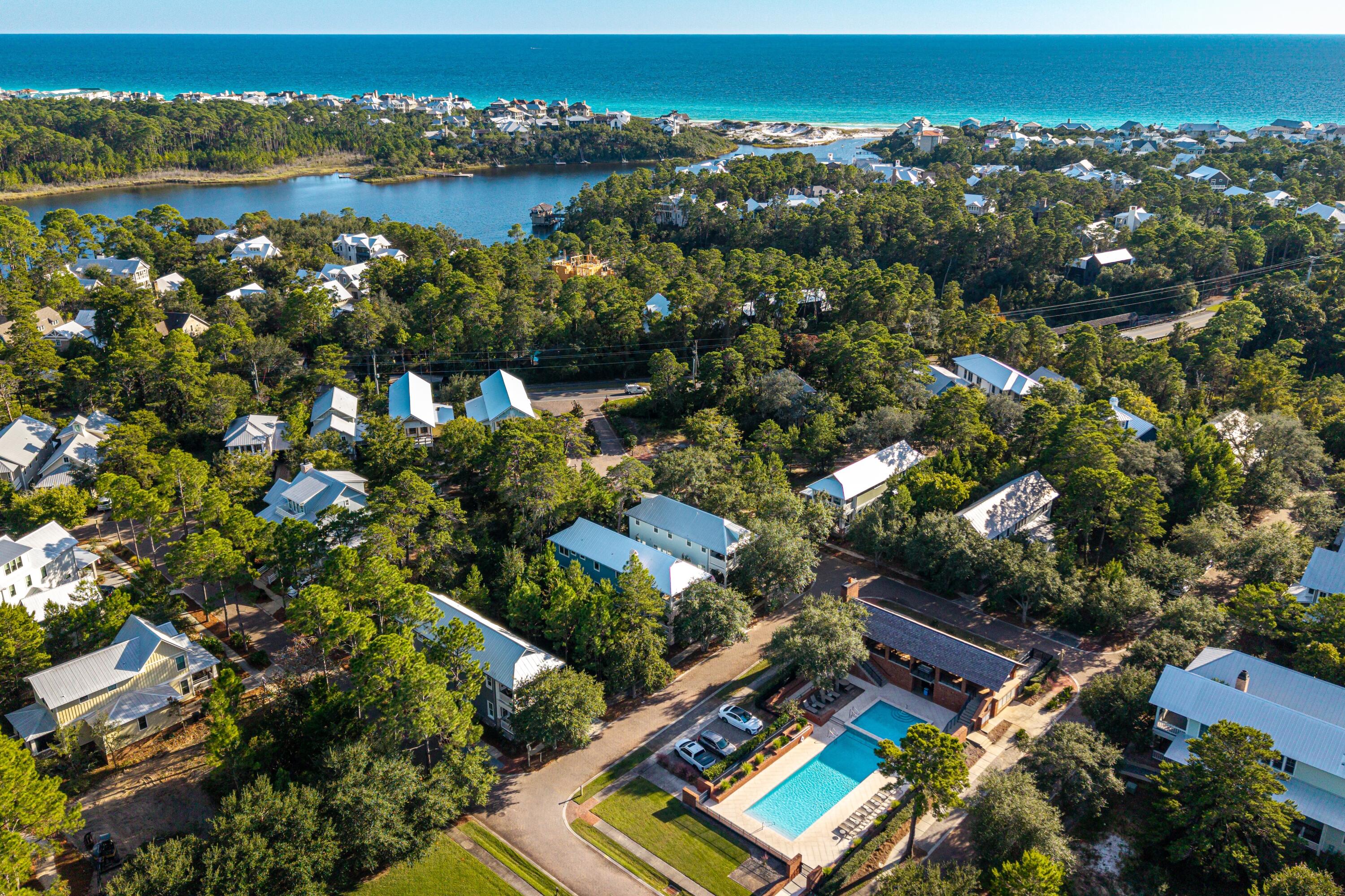 FOREST LAKES - Residential