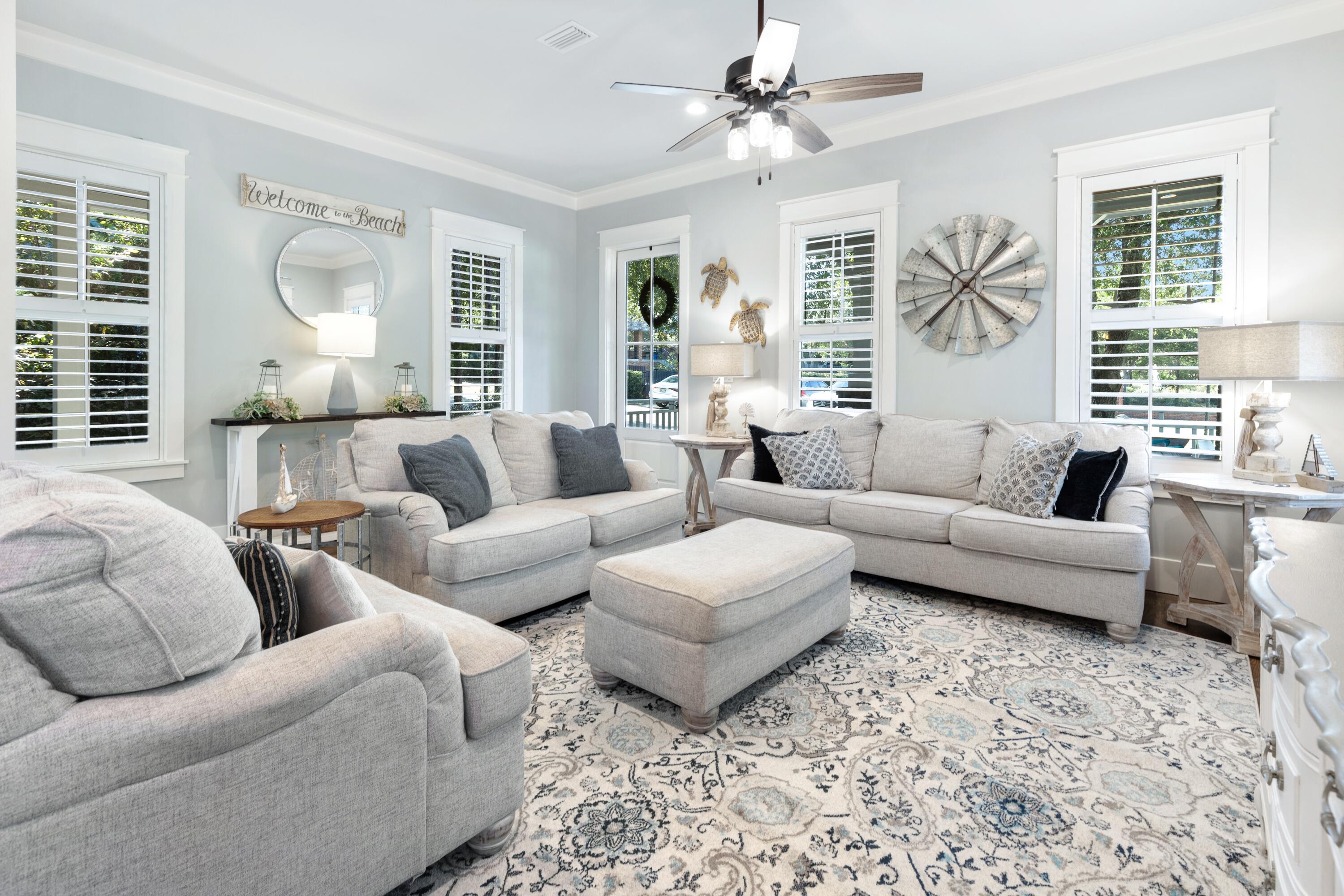FOREST LAKES - Residential