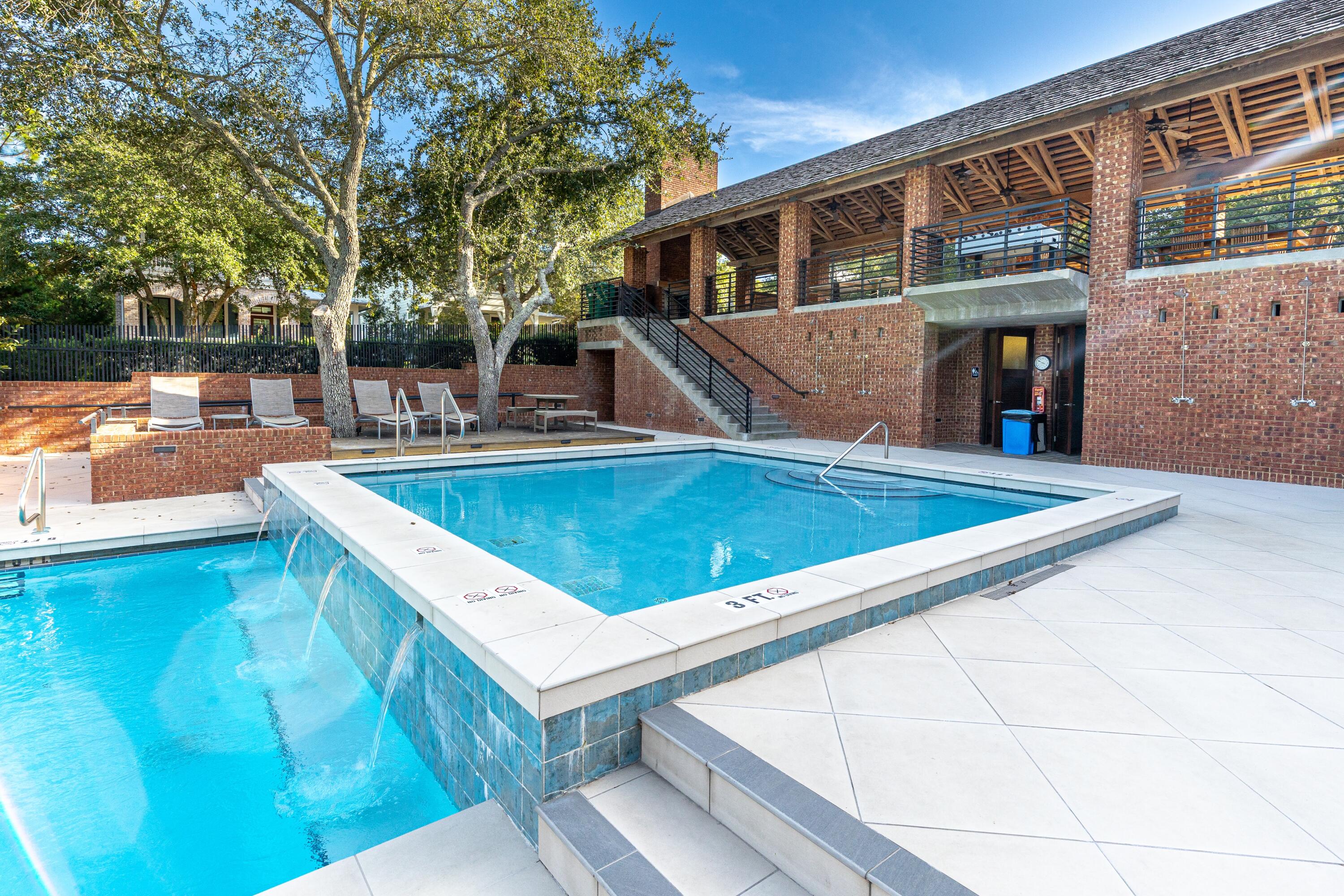 FOREST LAKES - Residential