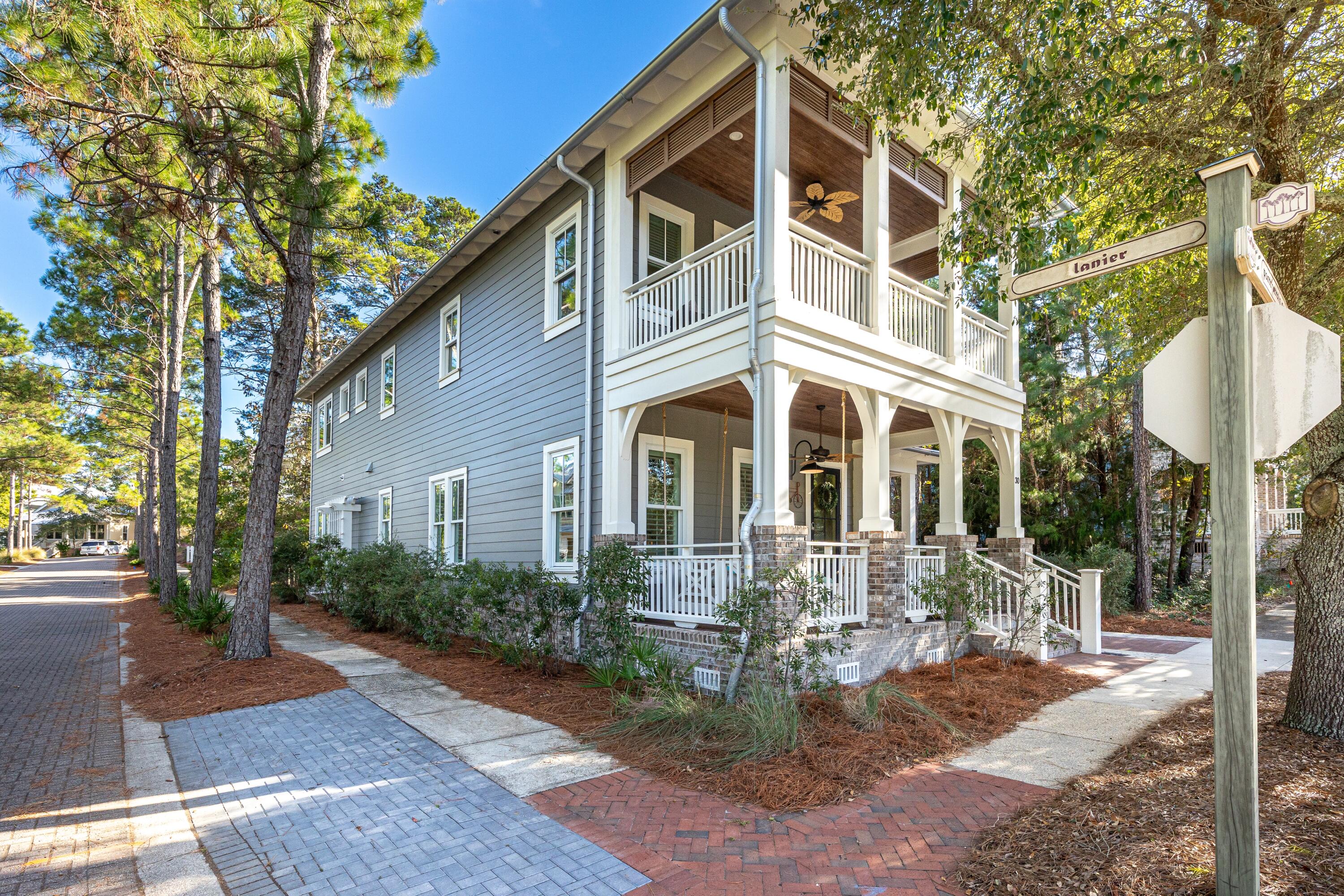 FOREST LAKES - Residential