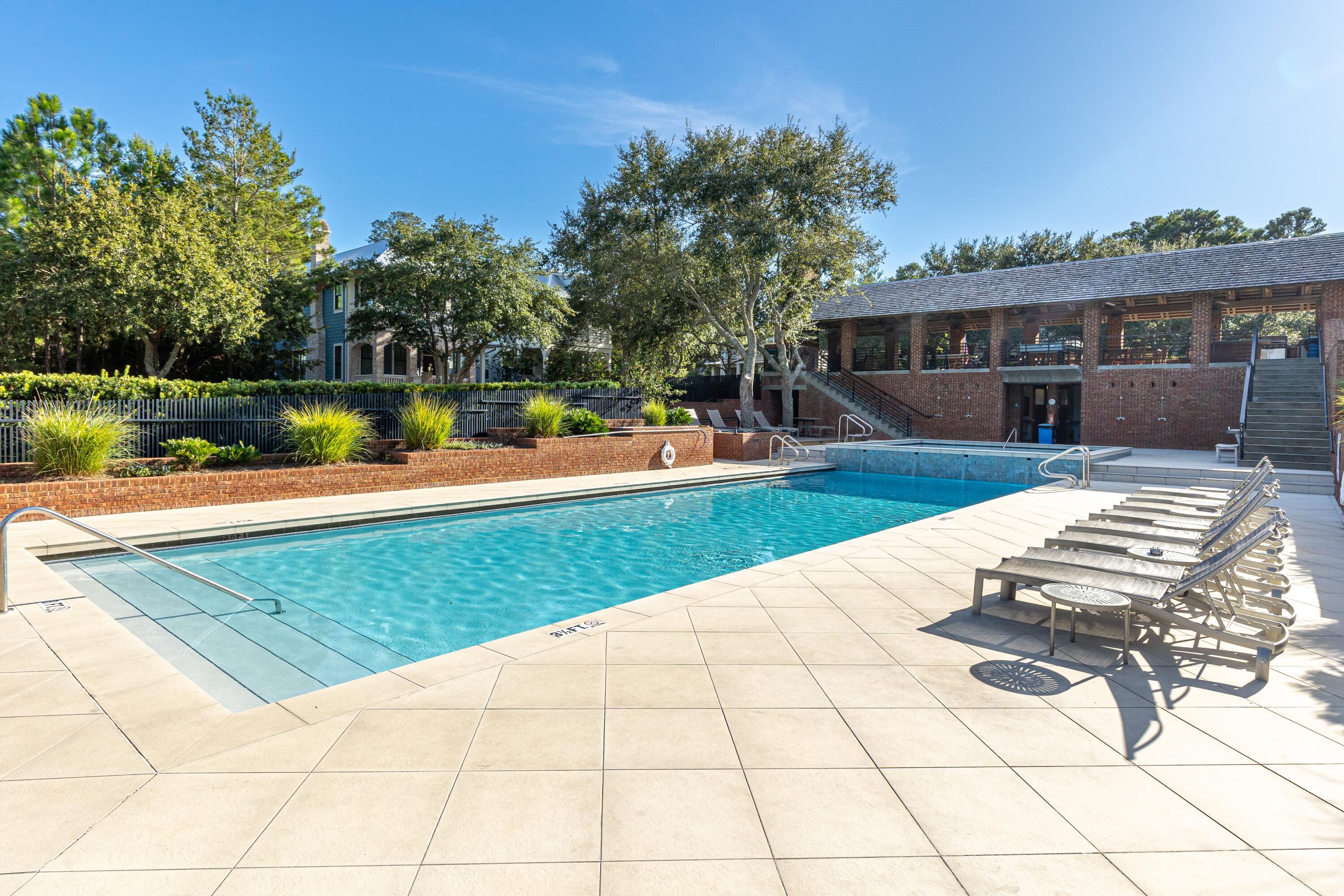 FOREST LAKES - Residential