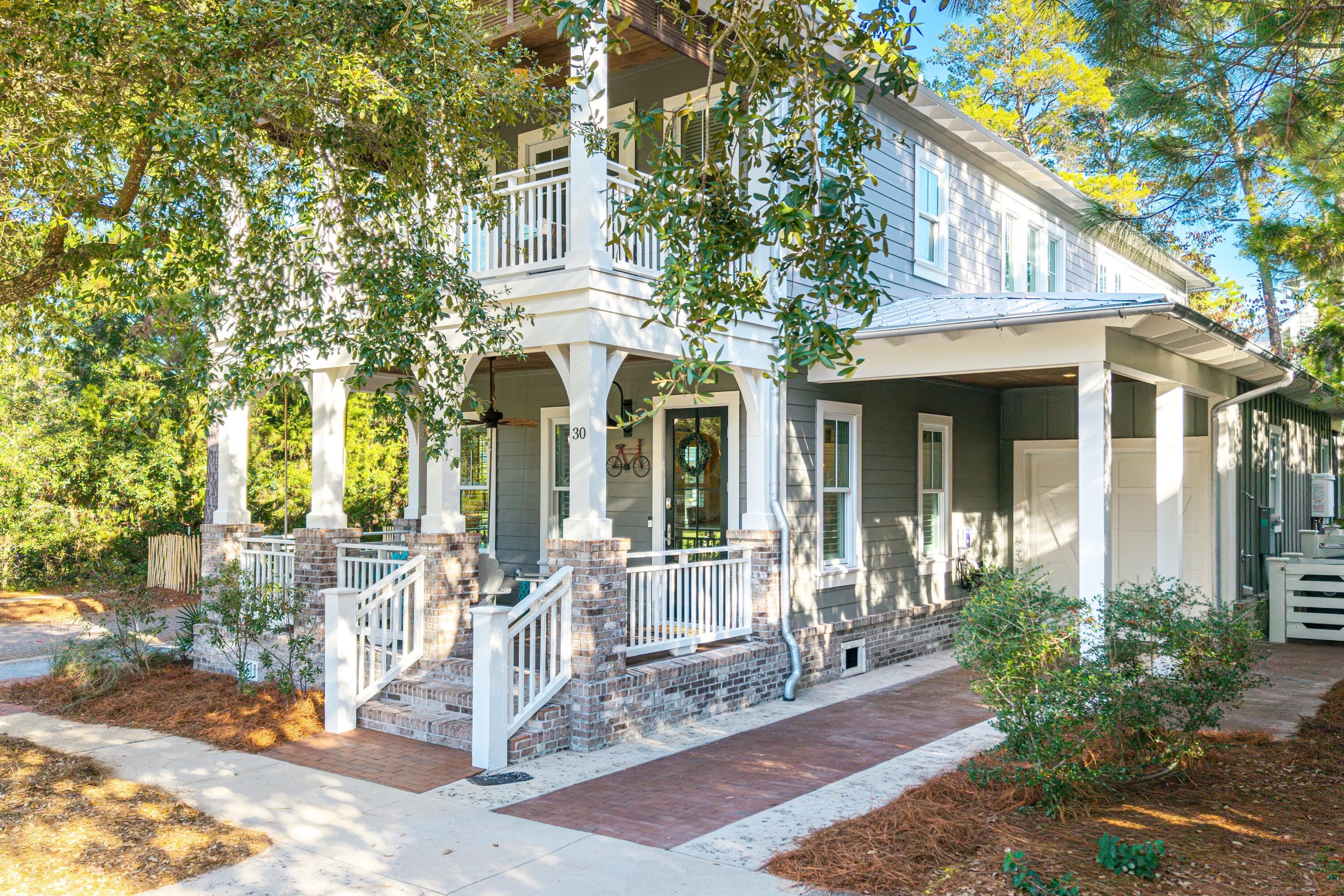 FOREST LAKES - Residential