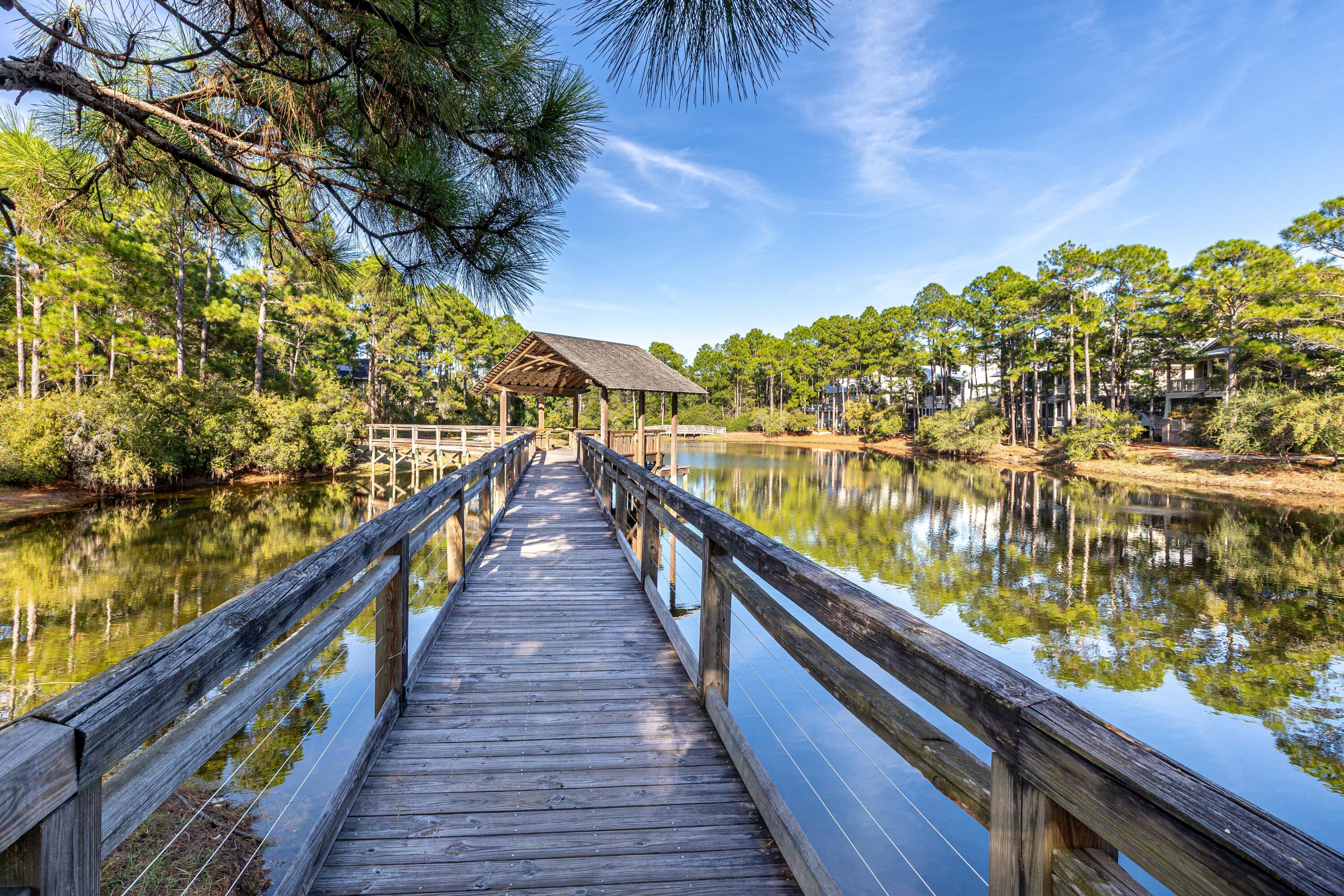 FOREST LAKES - Residential
