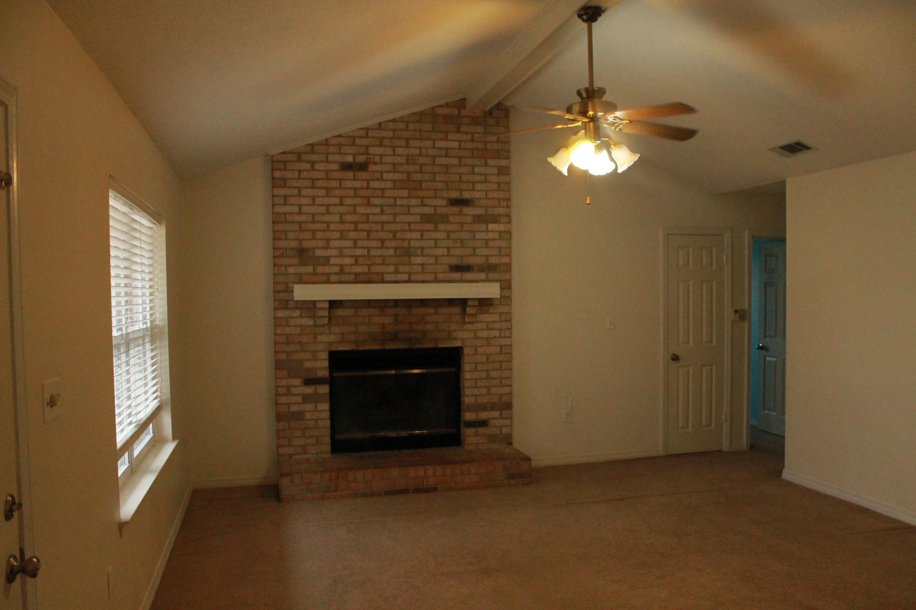 COUNTRYVIEW ESTATES 2ND ADDN - Residential Lease