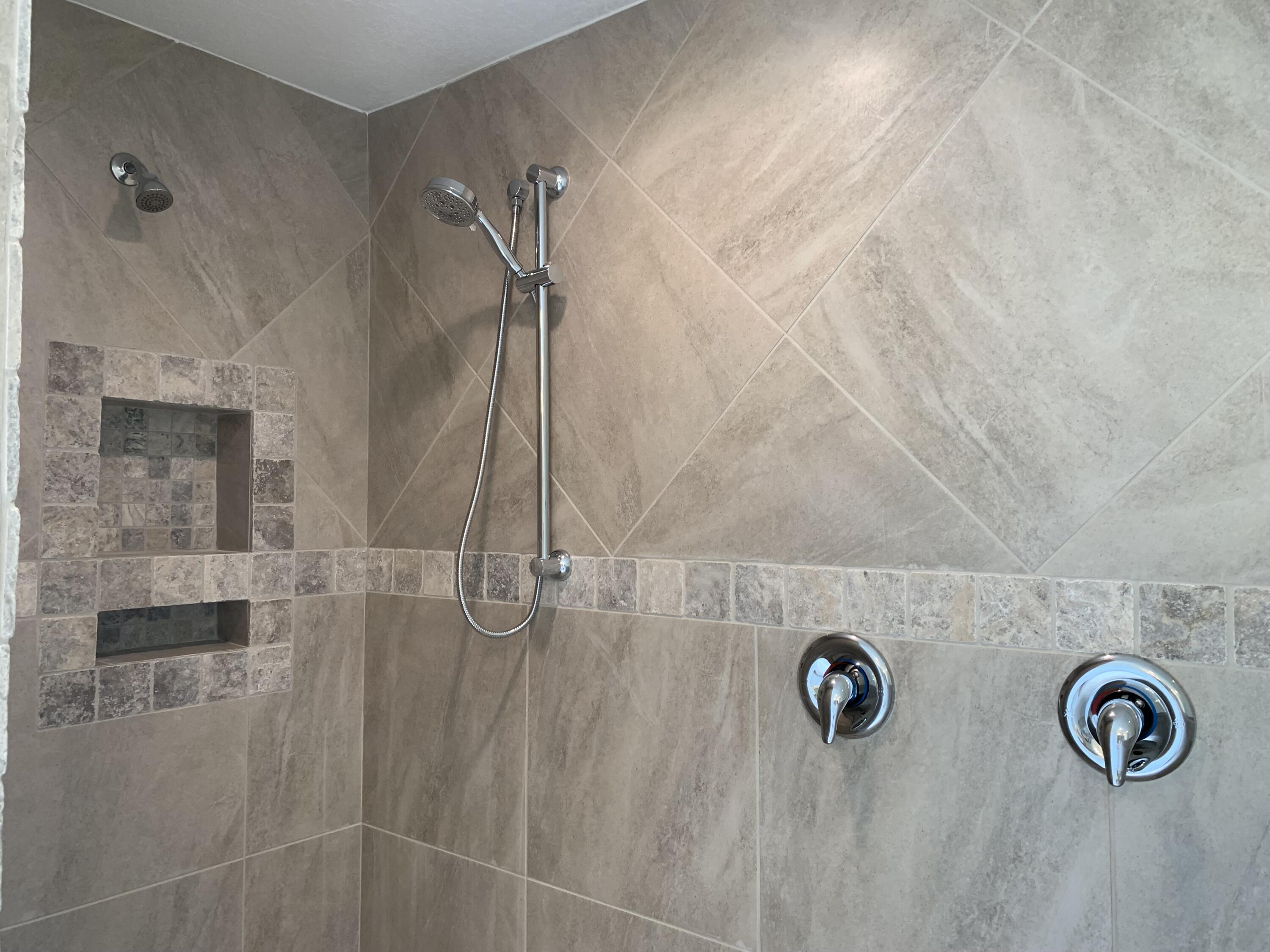 Navarre 2nd ADD - Residential