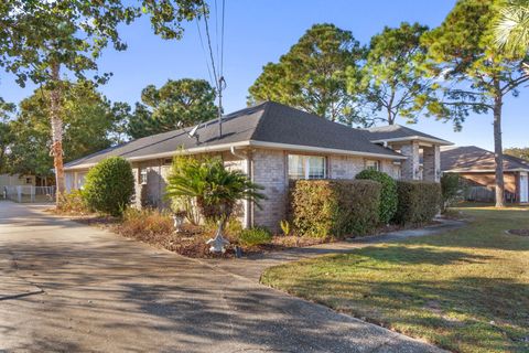 Photo of 2061 Bahama Drive, Navarre, FL 32566 (MLS # 989640)