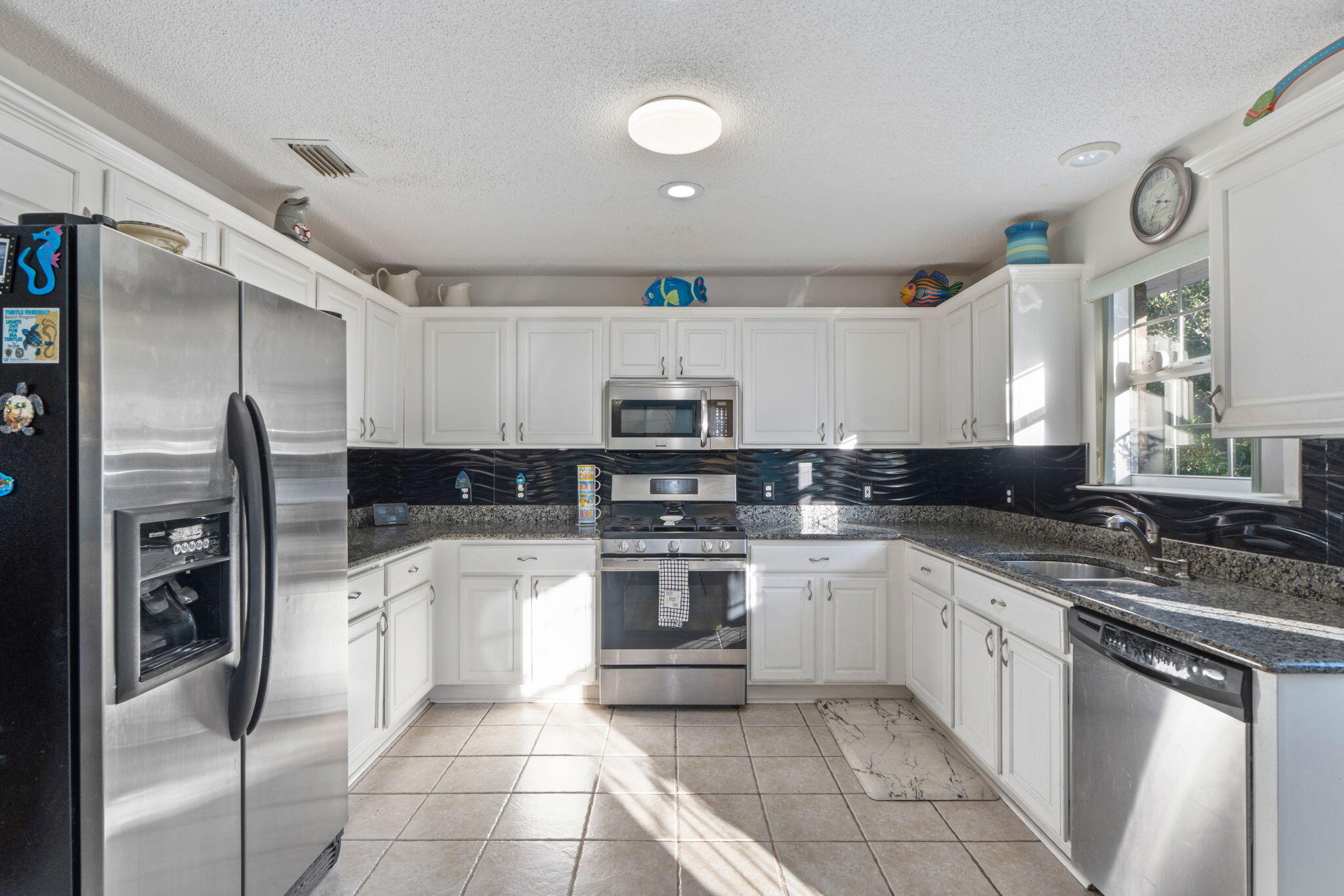 HOLLEY BY THE SEA - Residential