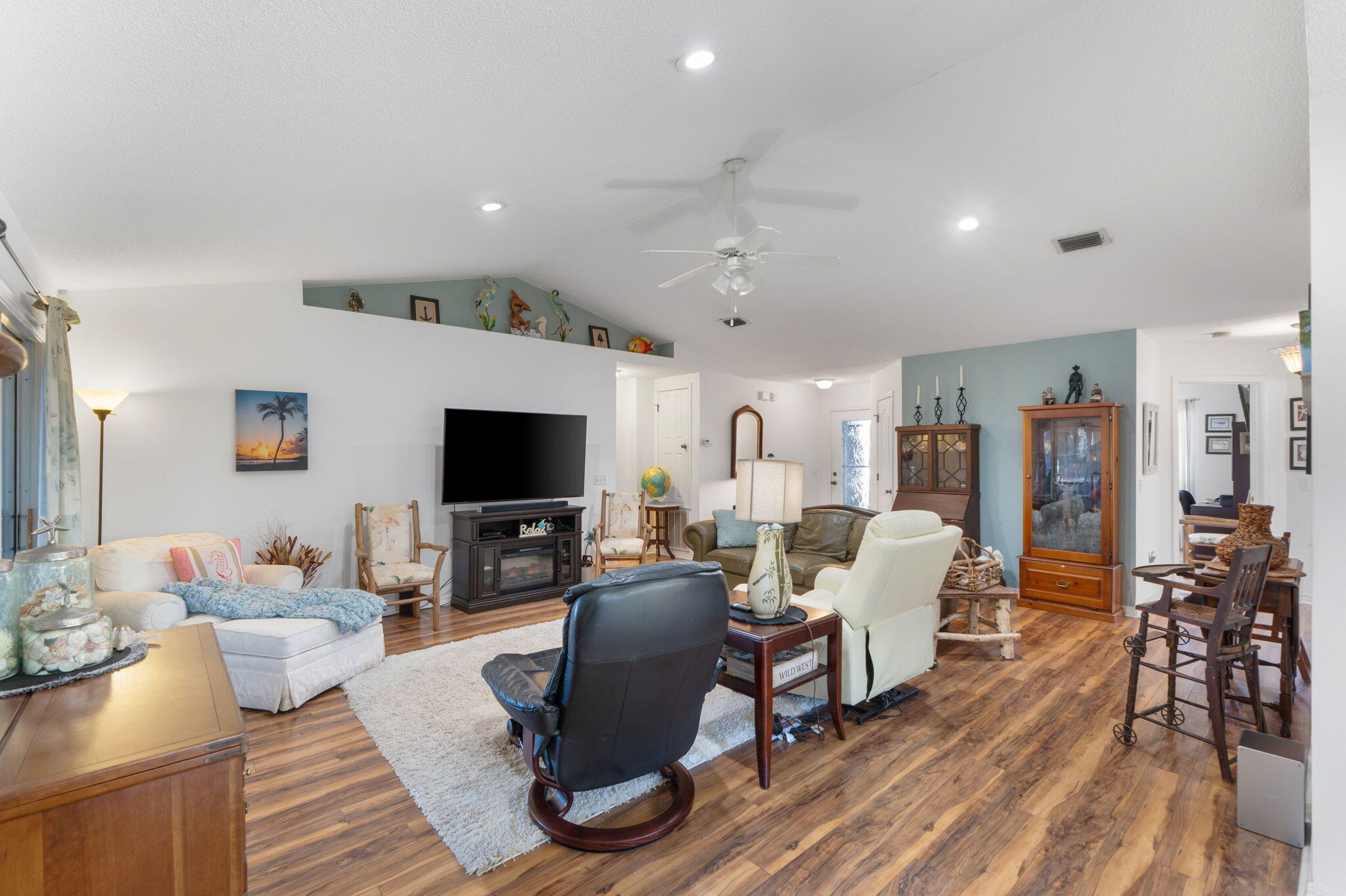 HOLLEY BY THE SEA - Residential