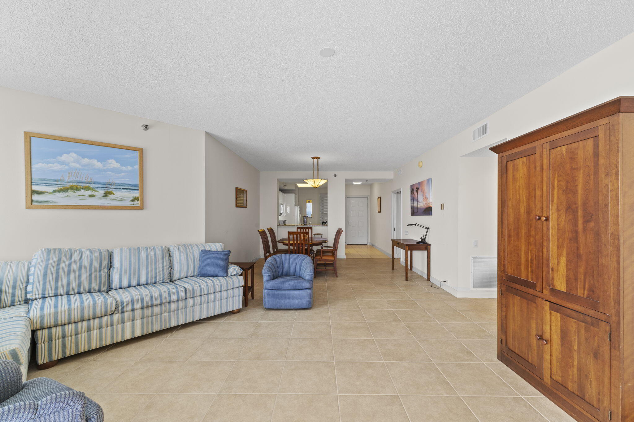 BEACH COLONY RESORT - Residential