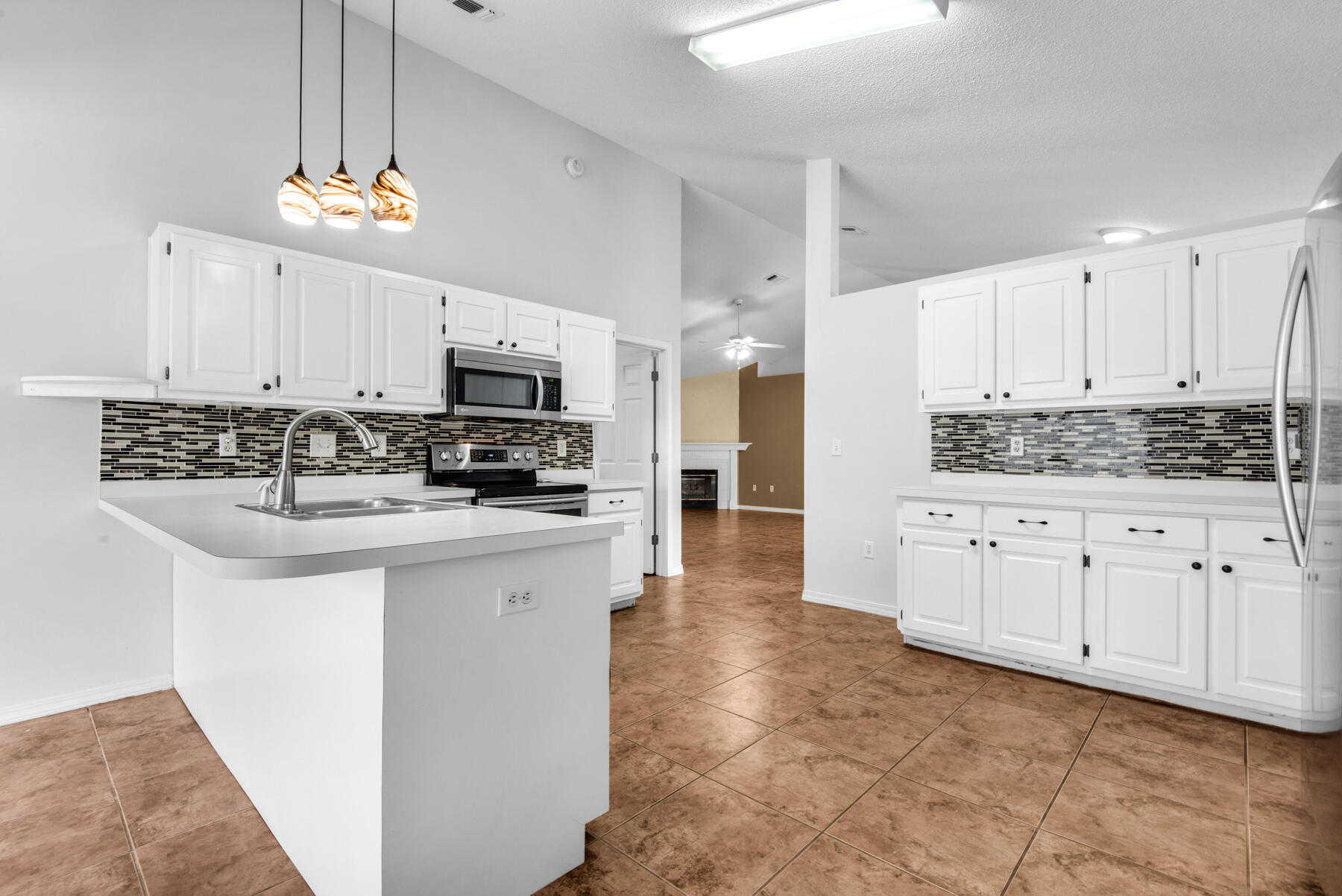 STEEPLECHASE PH 2 - Residential Lease