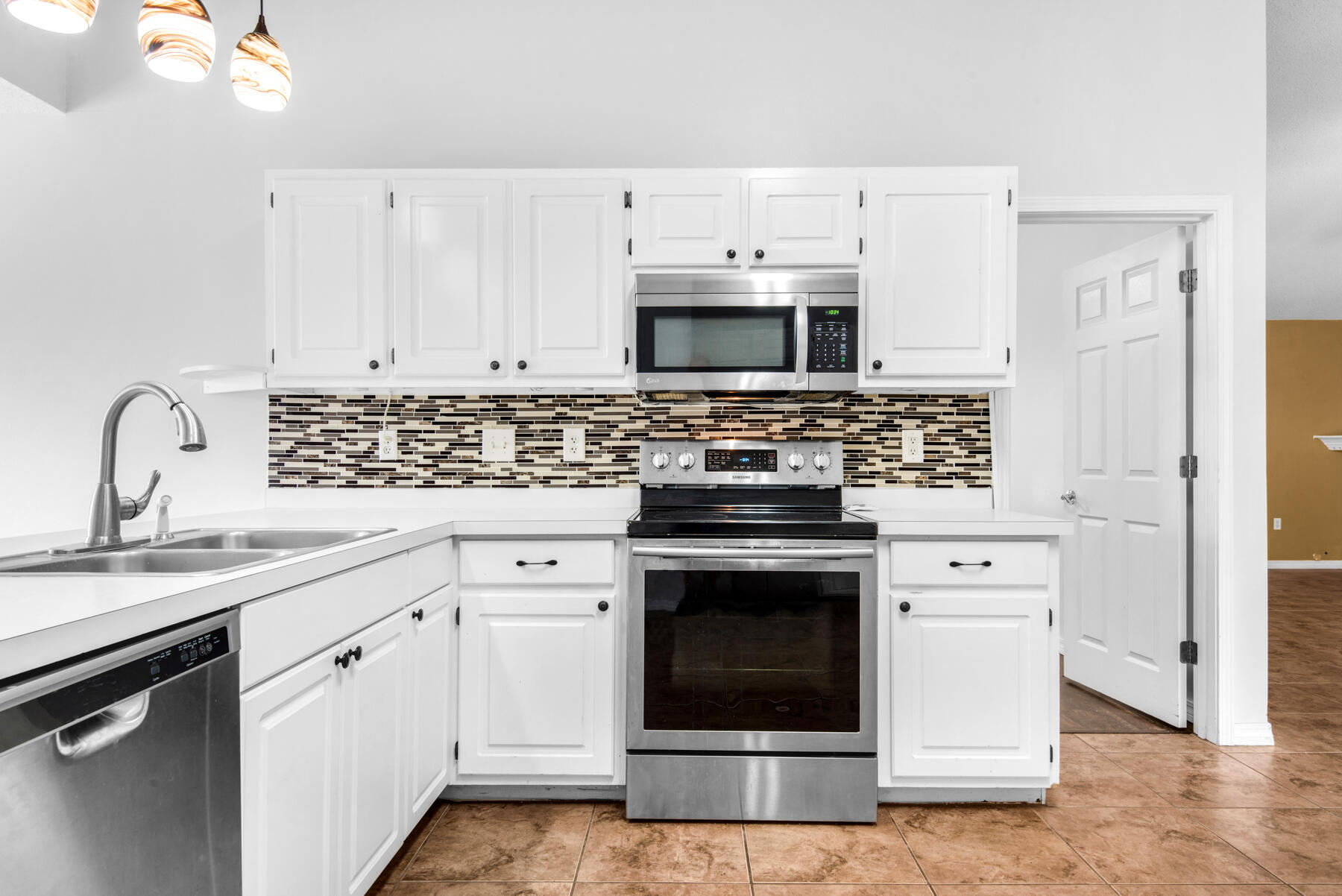 STEEPLECHASE PH 2 - Residential Lease