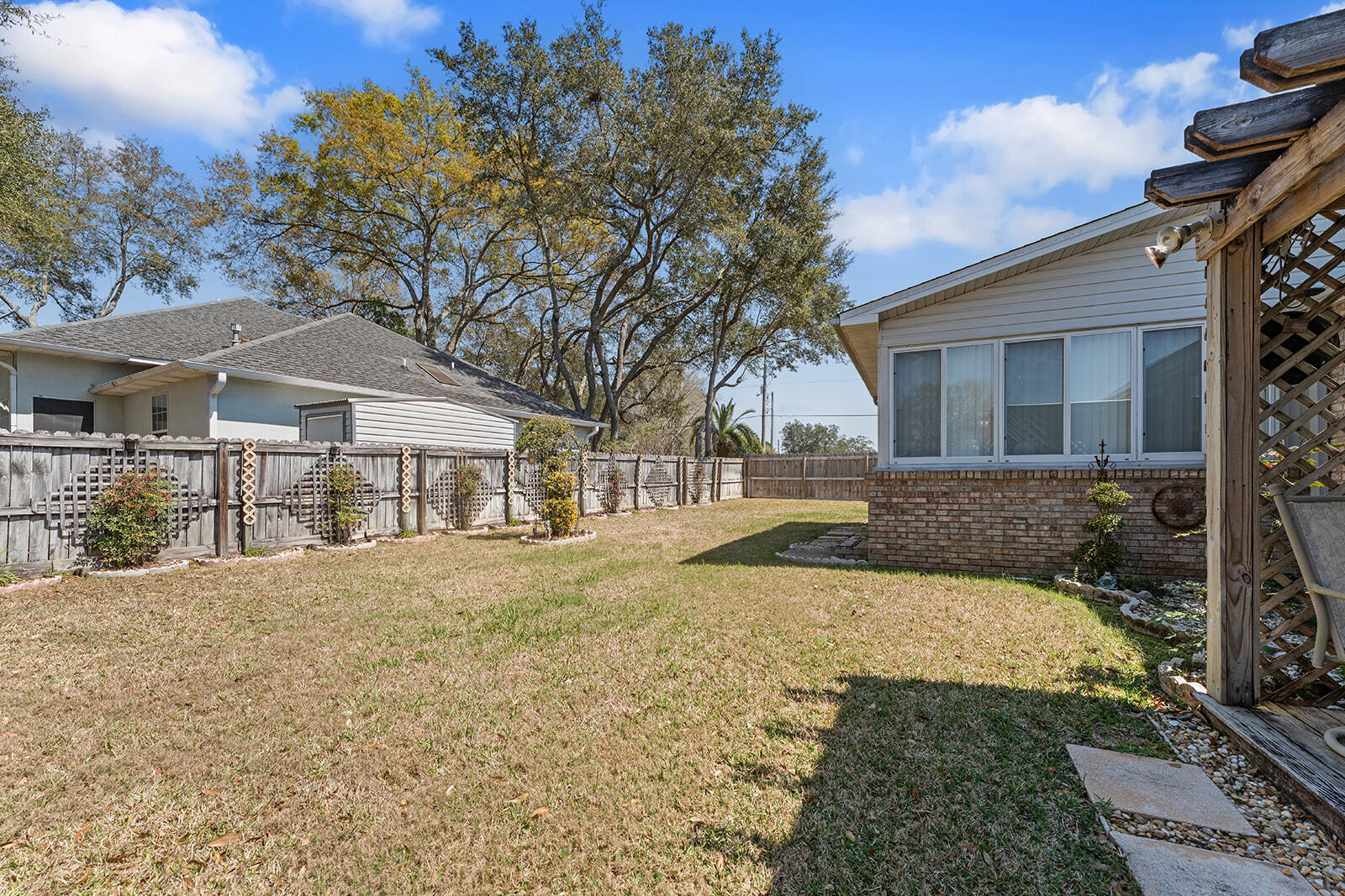 PLANTATION OAKS S/D - Residential