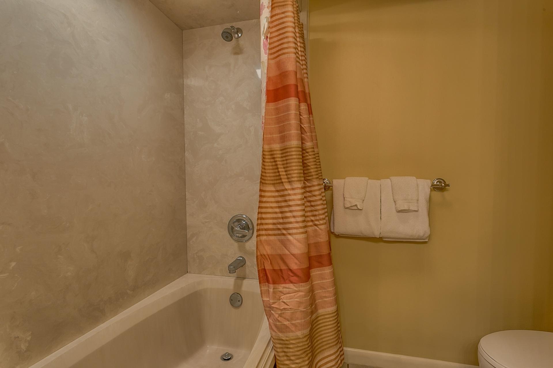 JETTY EAST CONDO - Residential