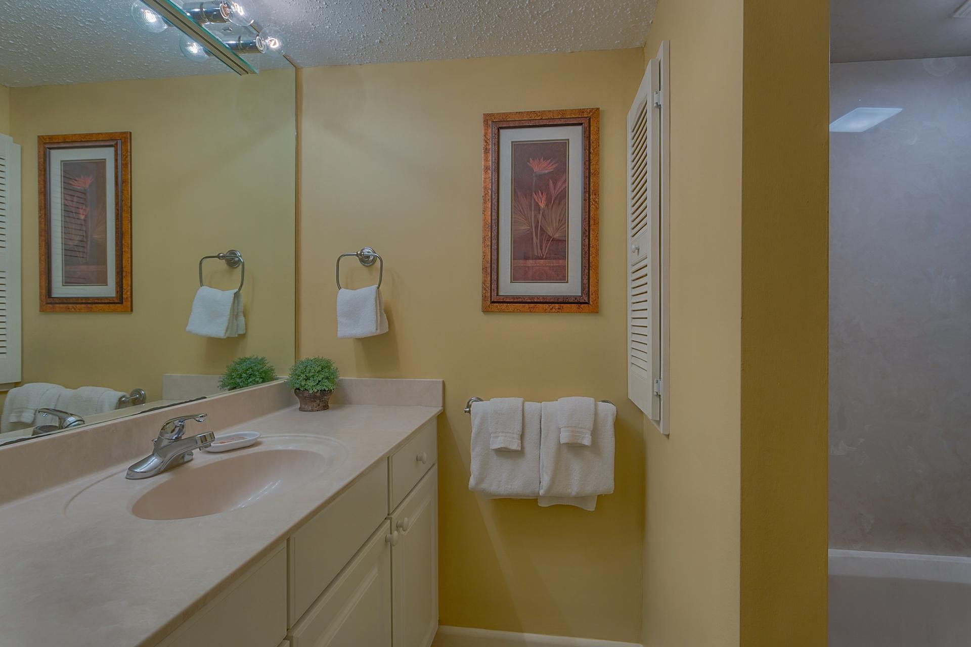 JETTY EAST CONDO - Residential