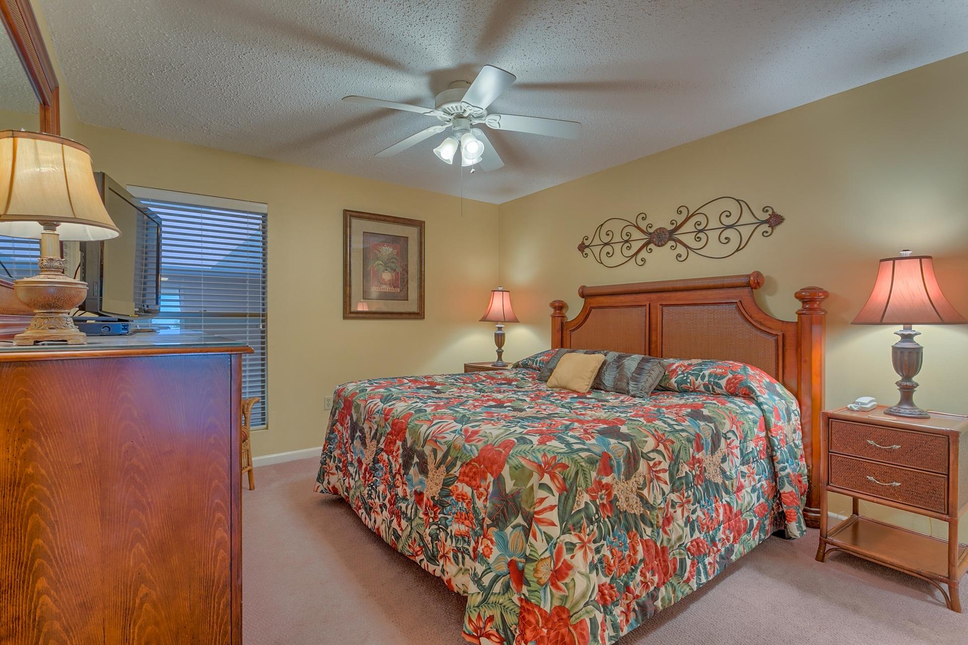 JETTY EAST CONDO - Residential