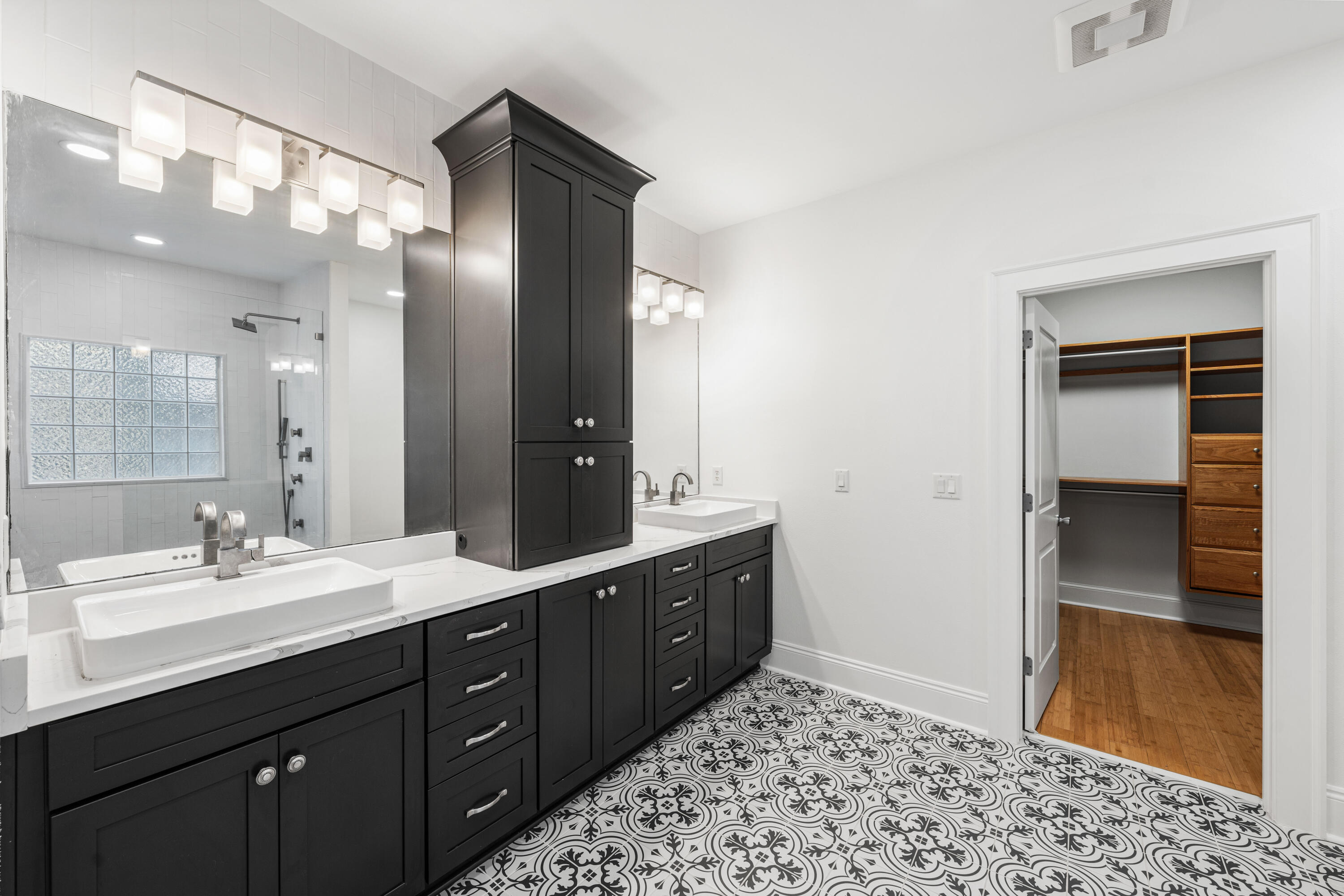 BAY MAGNOLIA - Residential