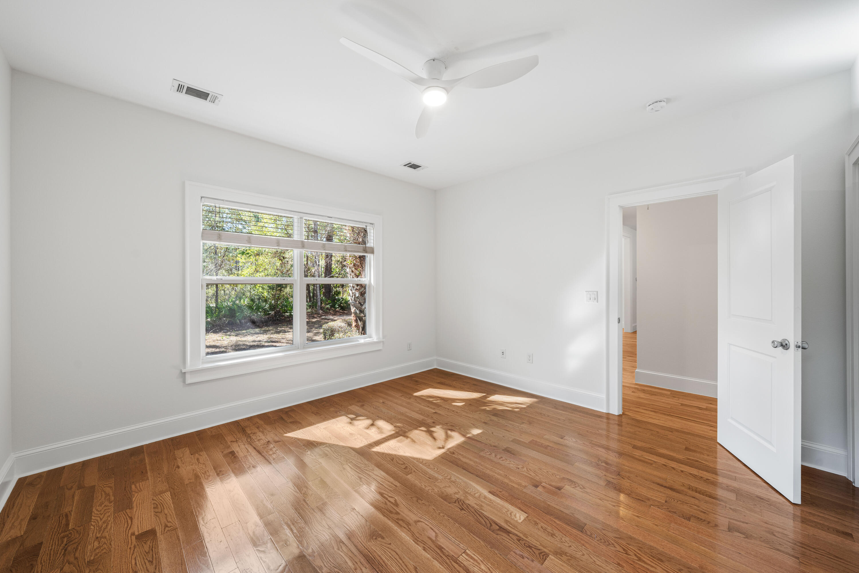 BAY MAGNOLIA - Residential