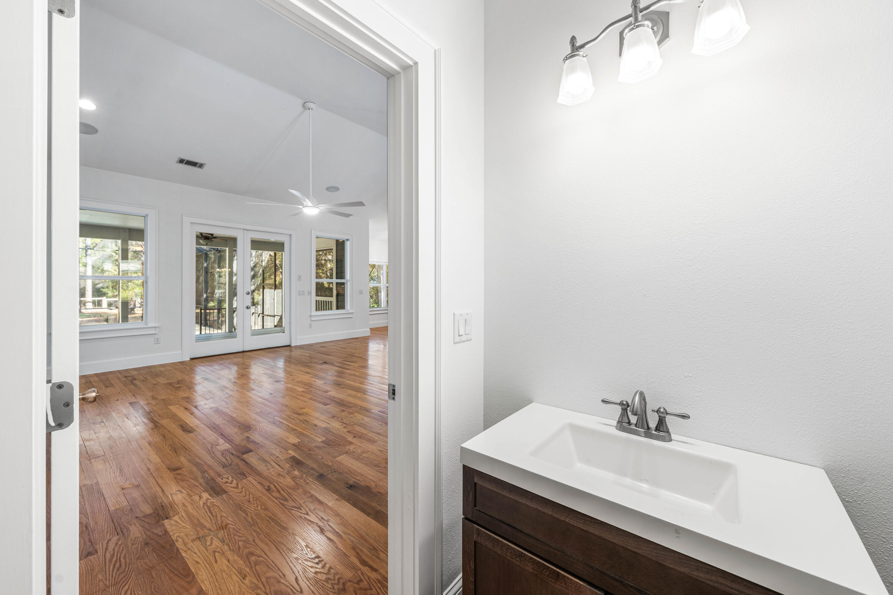 BAY MAGNOLIA - Residential