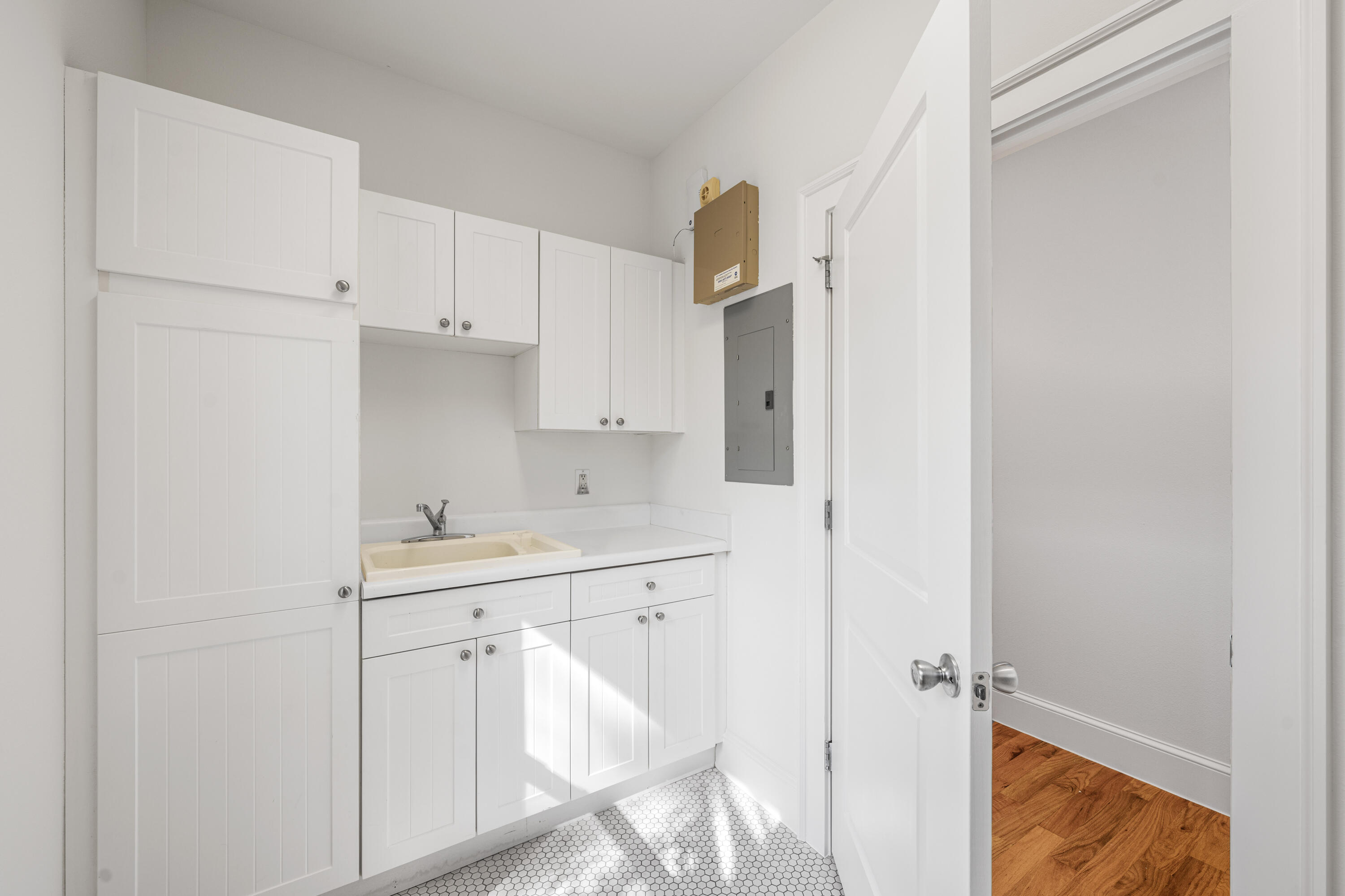 BAY MAGNOLIA - Residential