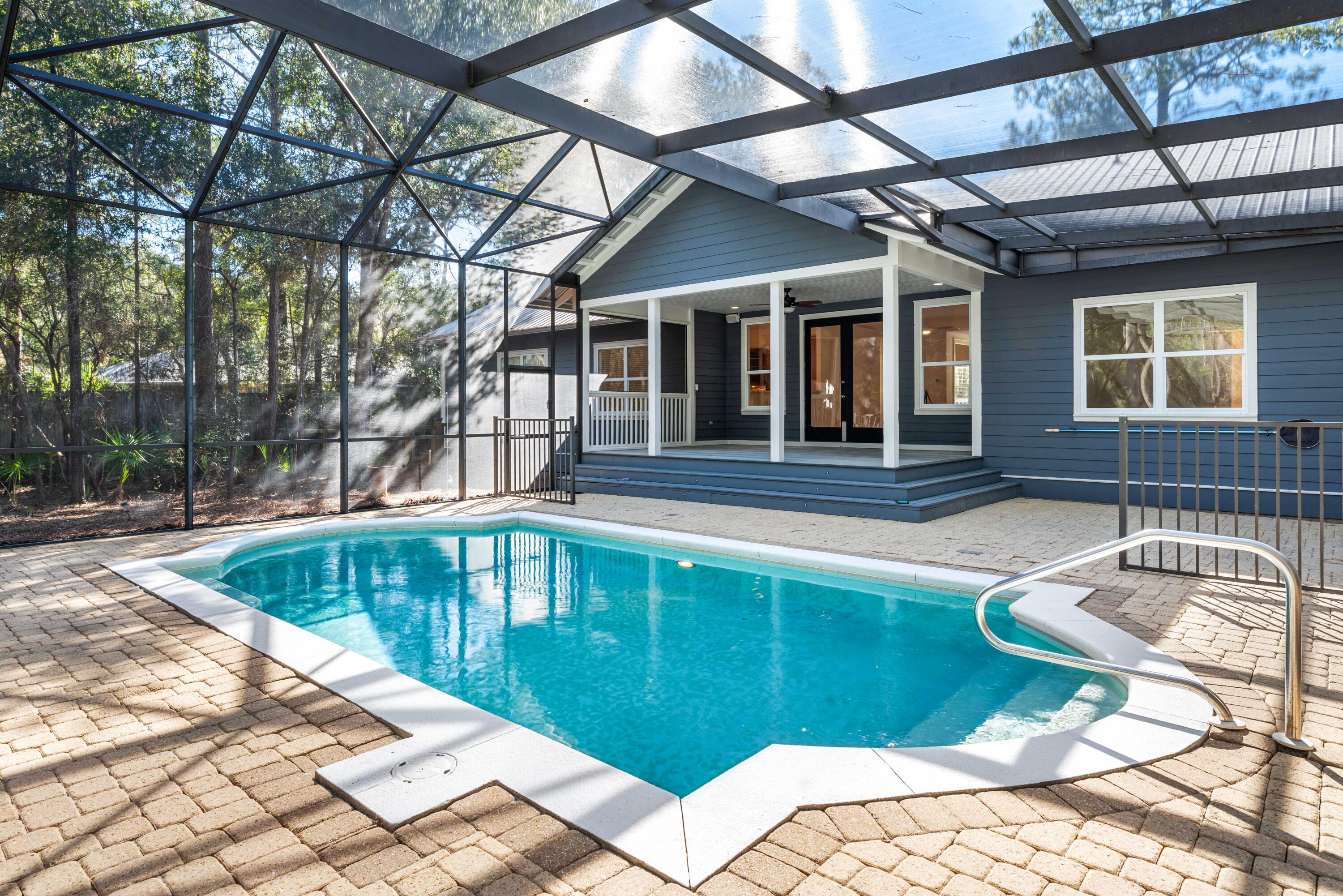 BAY MAGNOLIA - Residential