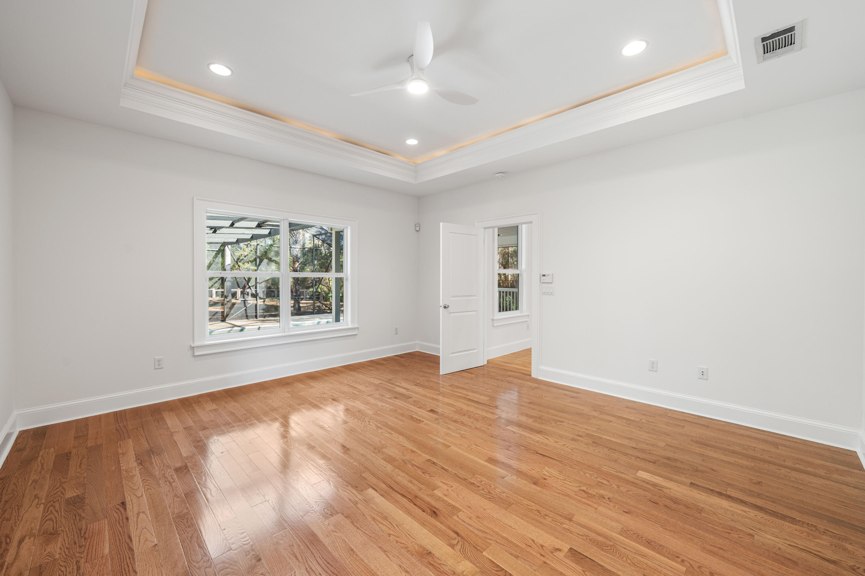 BAY MAGNOLIA - Residential