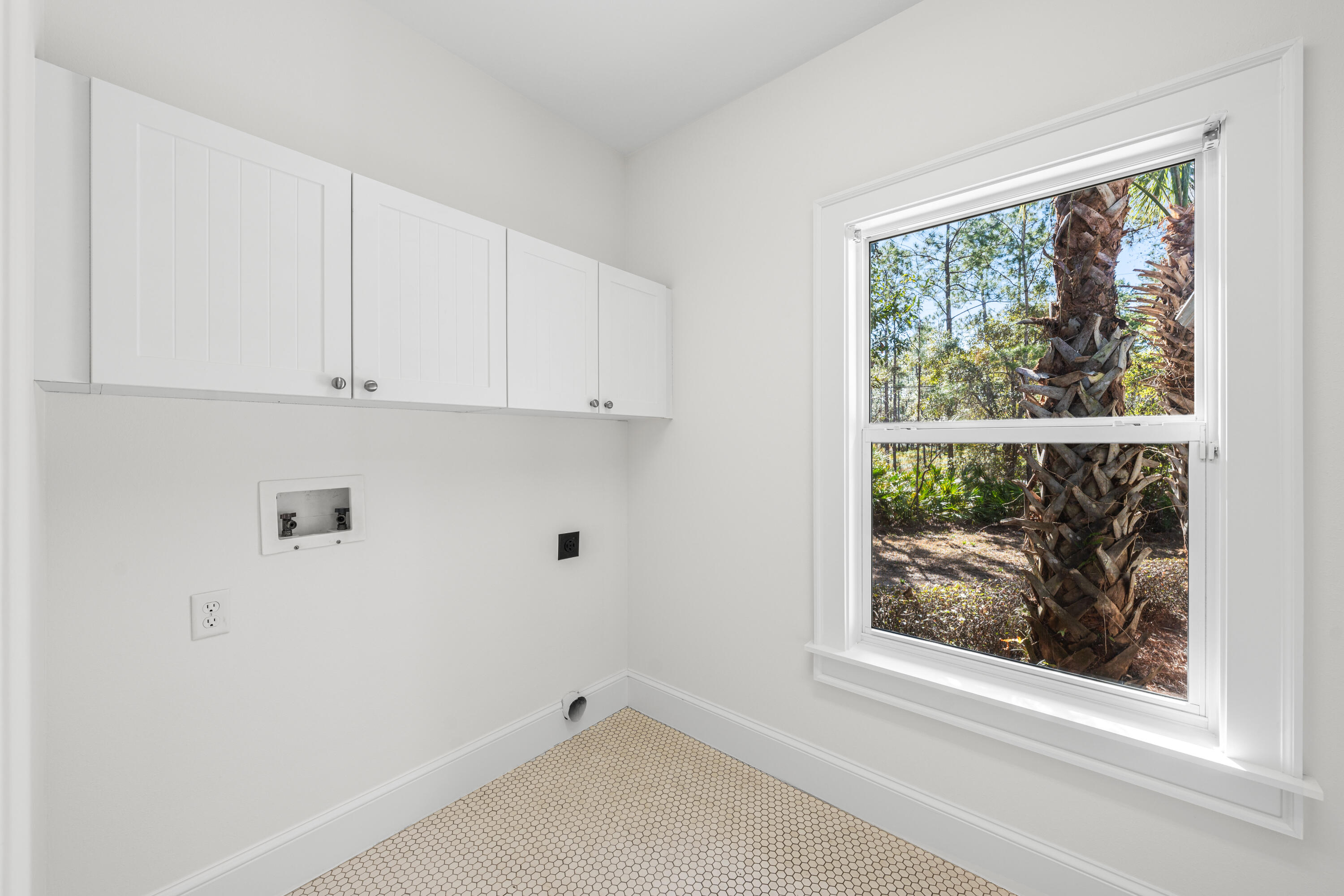 BAY MAGNOLIA - Residential