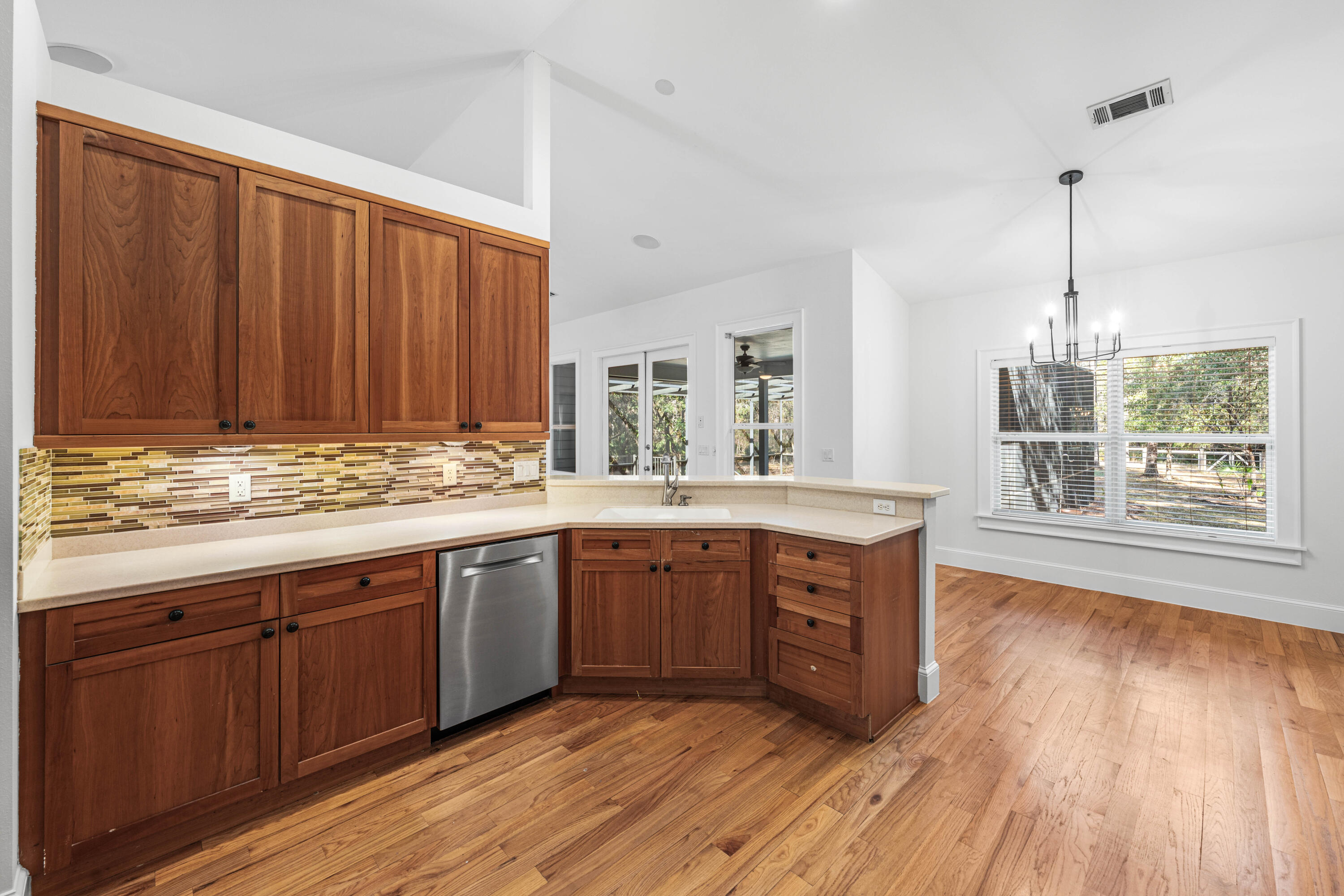 BAY MAGNOLIA - Residential