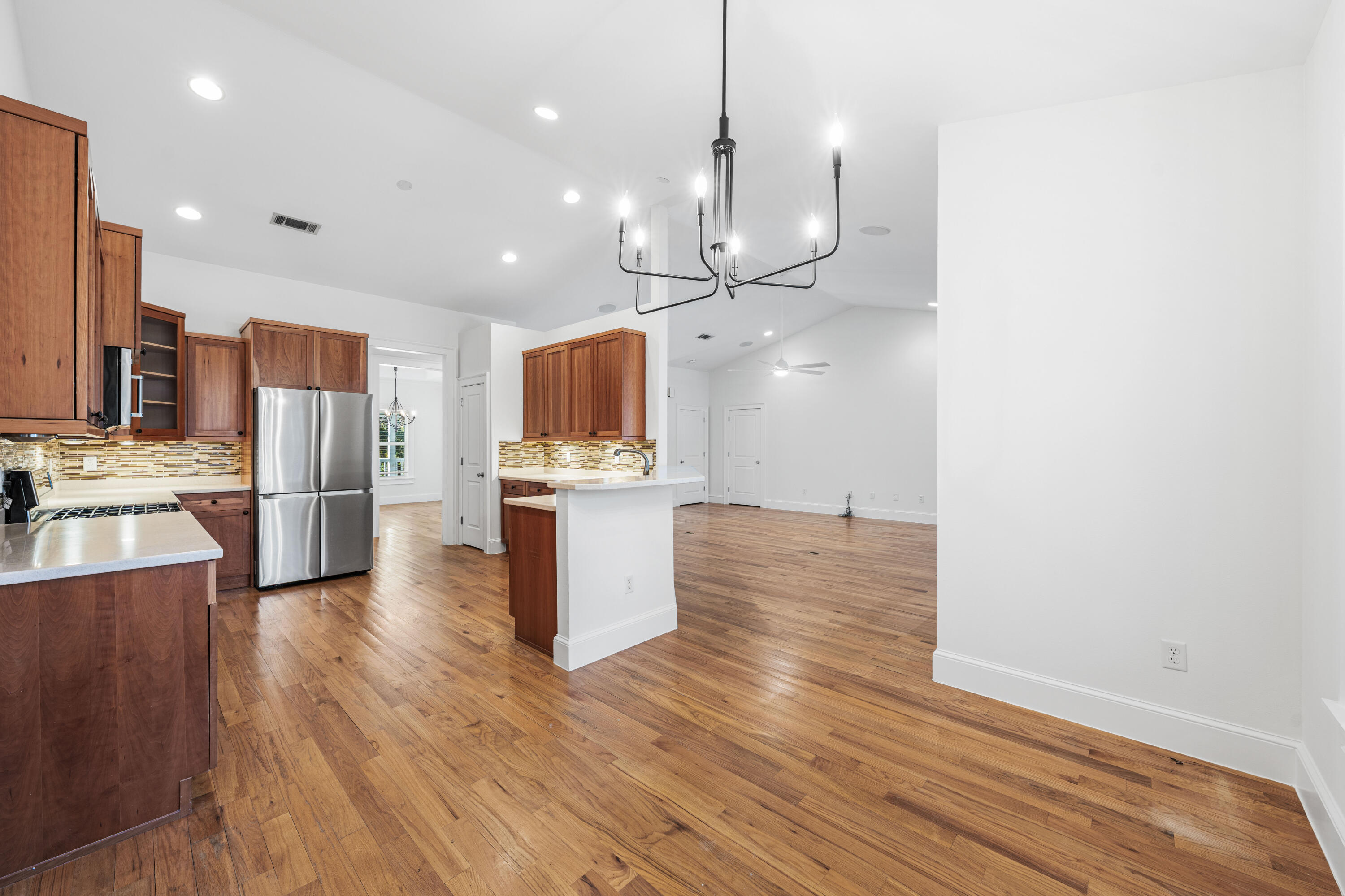 BAY MAGNOLIA - Residential