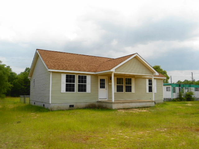 Just like new! Super clean home near Eglin AFB. Located in the developing community of Mossy Head. Complete with 3 bedrooms, 2 baths freshly painted and well kept; Has 2 car detached garage. This home will go VA, FHA or conventional. So affordable, eligible for 100% financing, no down payment if you qualify. Easy to show.