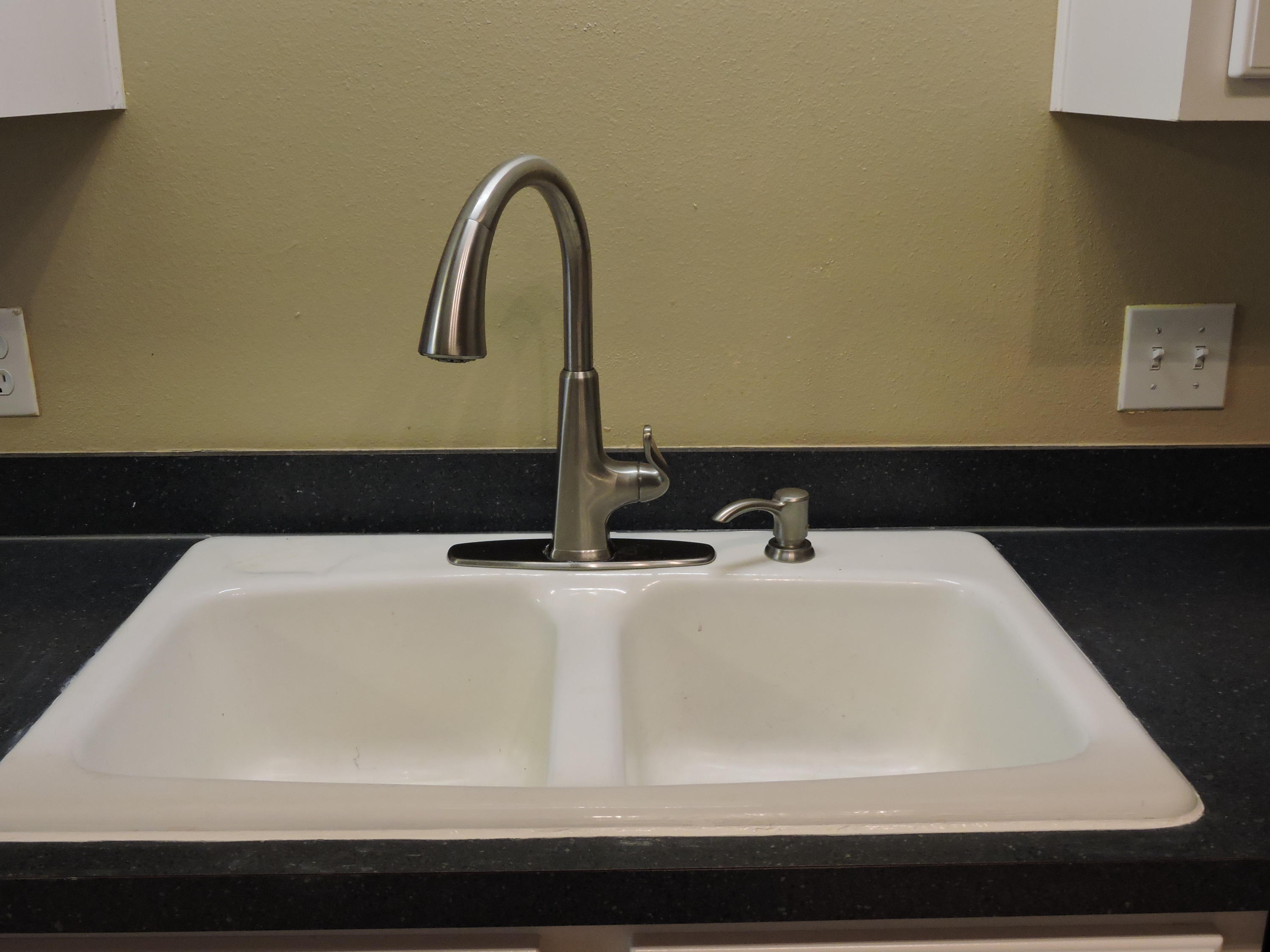 COUNTRYVIEW ESTATES 10TH ADDN - Residential